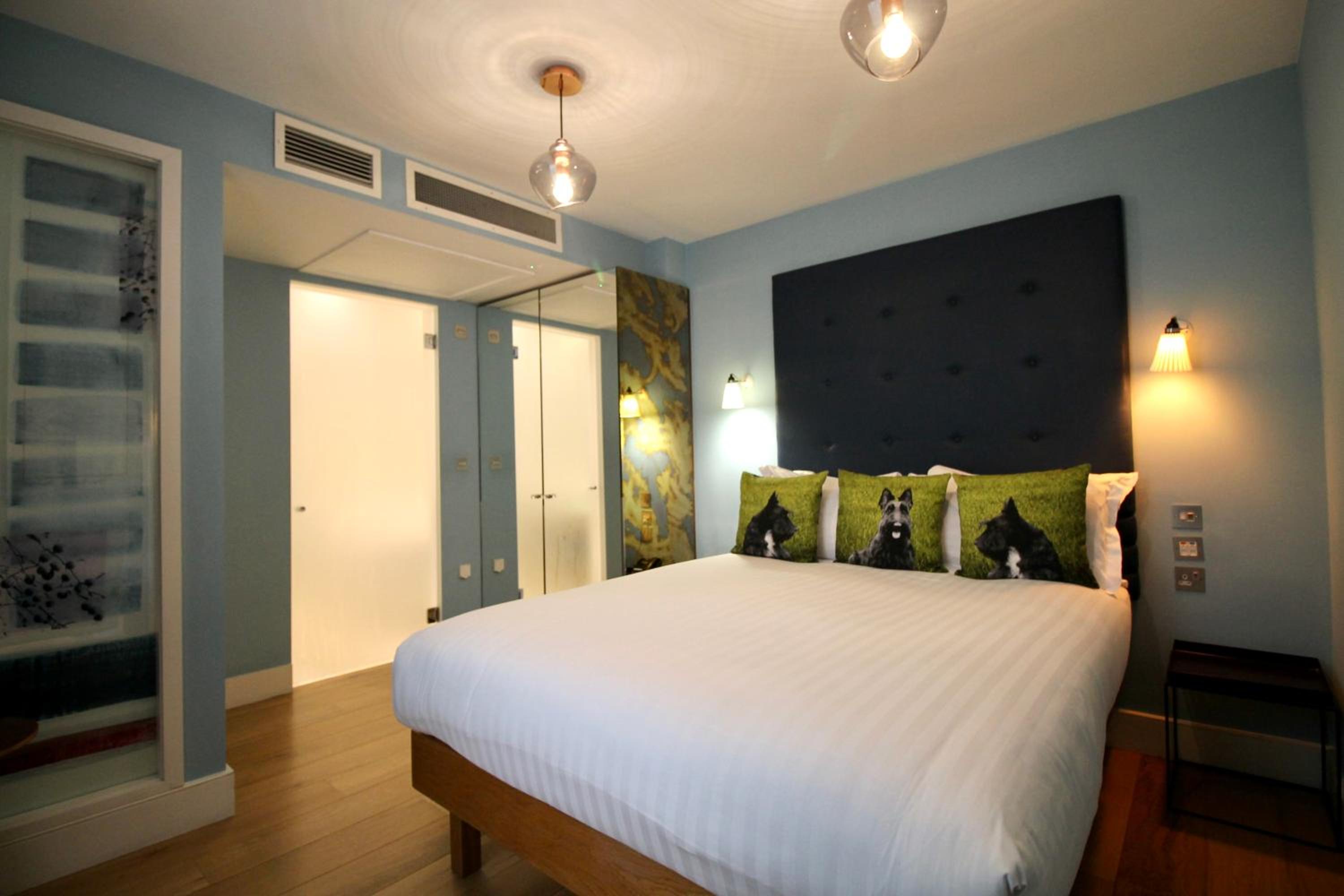 Elegant 1-Bed Apartment with Bathtub photo 1