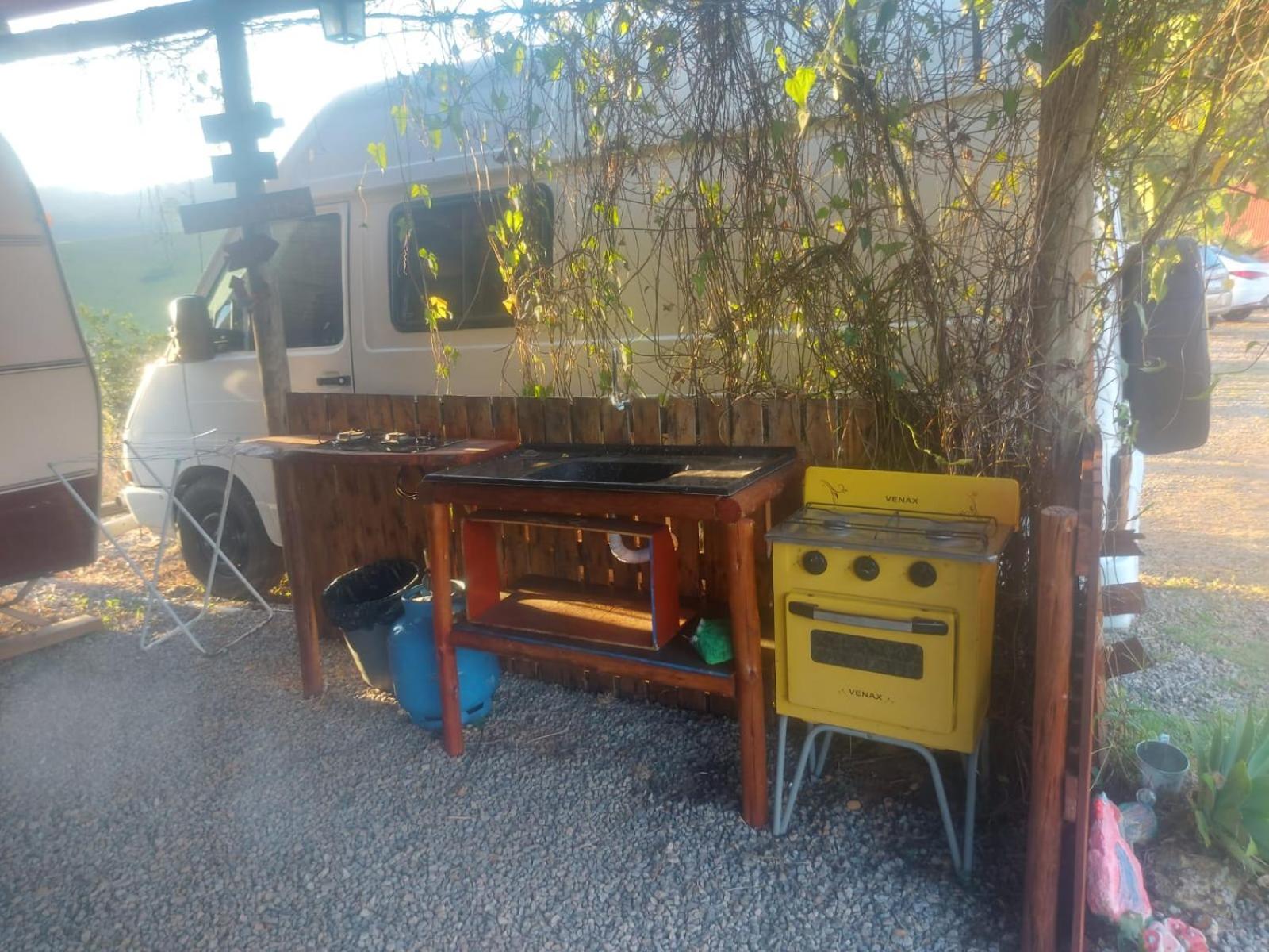 Caravan photo 2