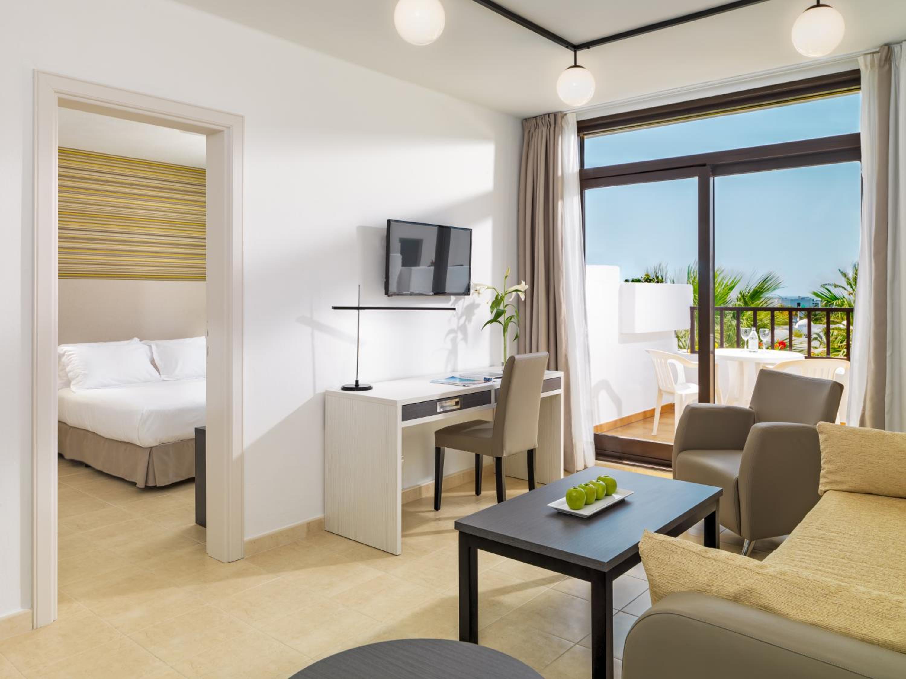 Family Suite (2 Adults) thumbnail 5