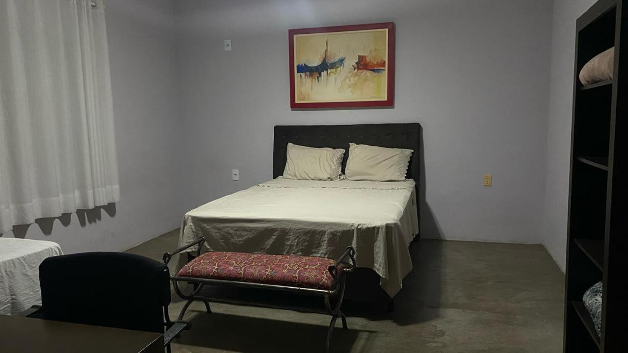 Deluxe King Suite photo 3