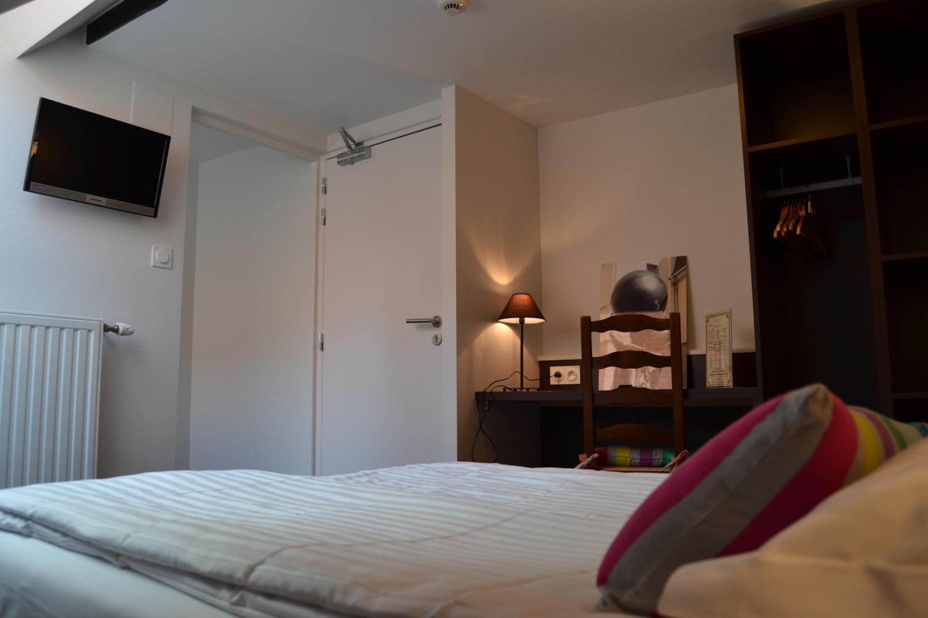 Triple Room - 3rd Floor photo 3