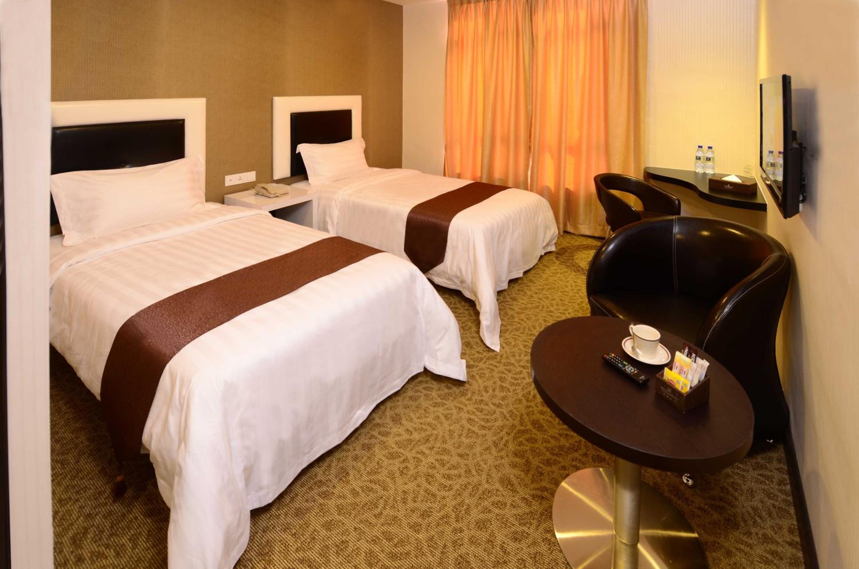 Superior Twin Room photo 2
