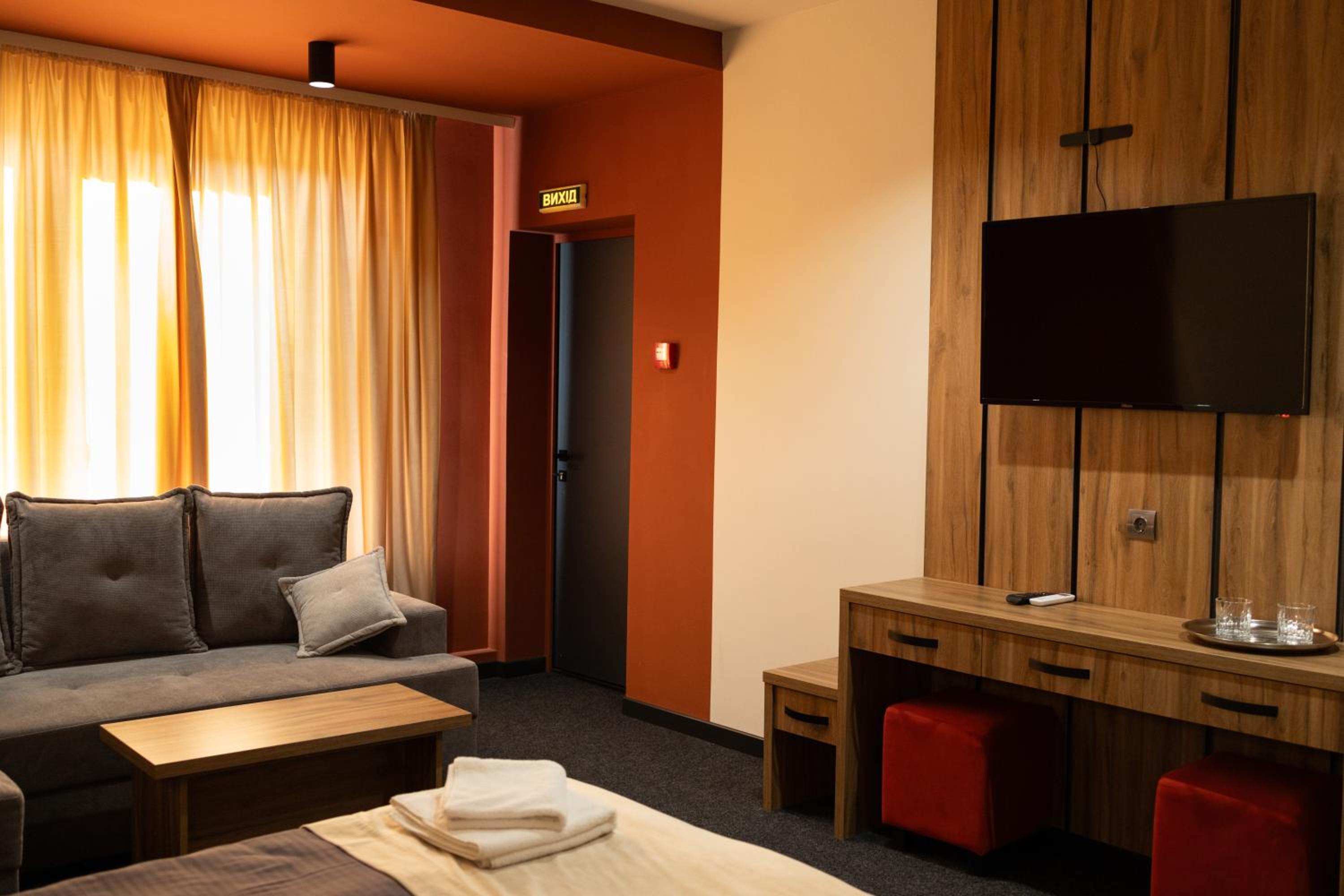 Junior Suite with Terrace photo 2