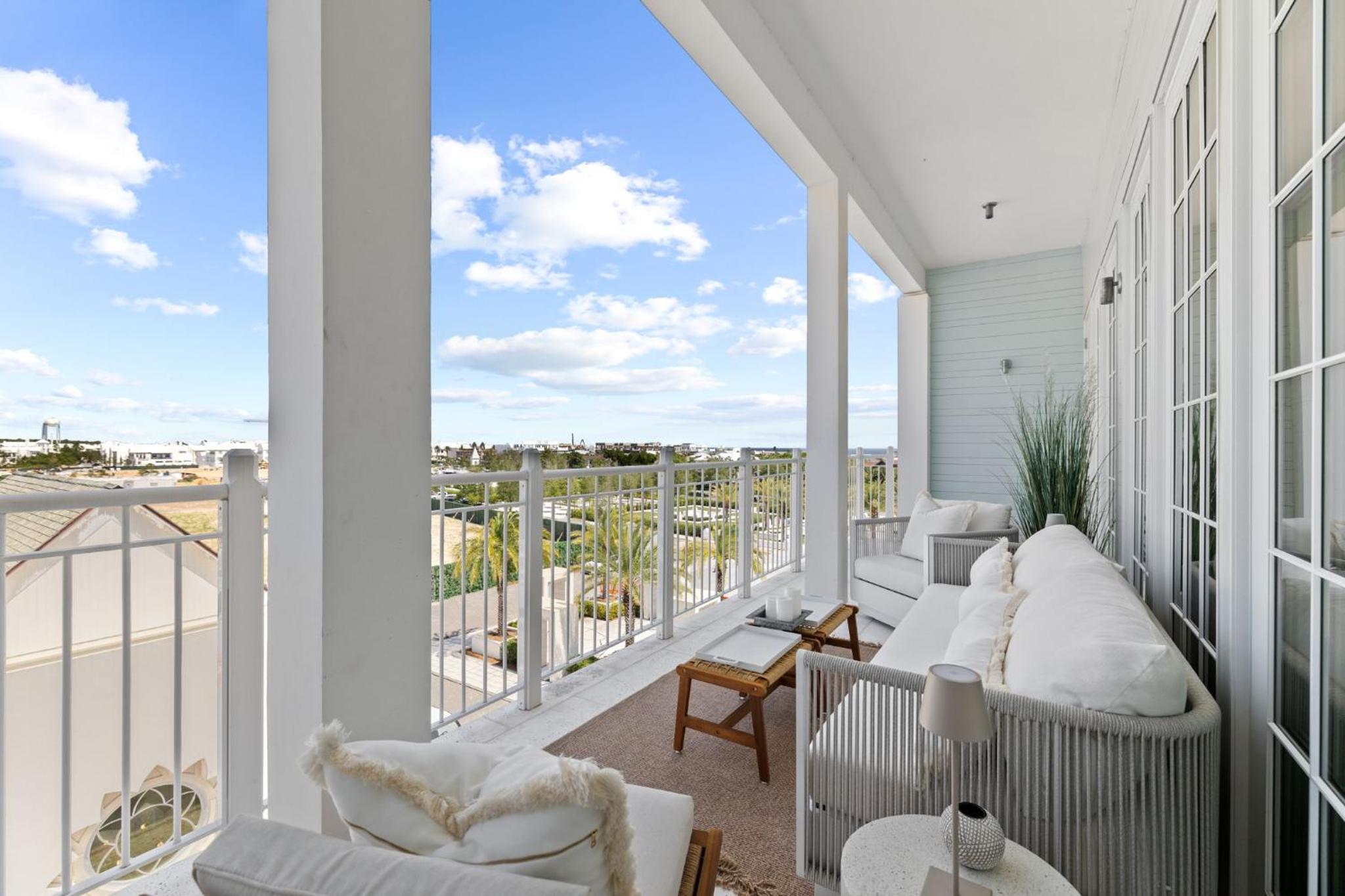 Three-Bedroom Superior Apartment