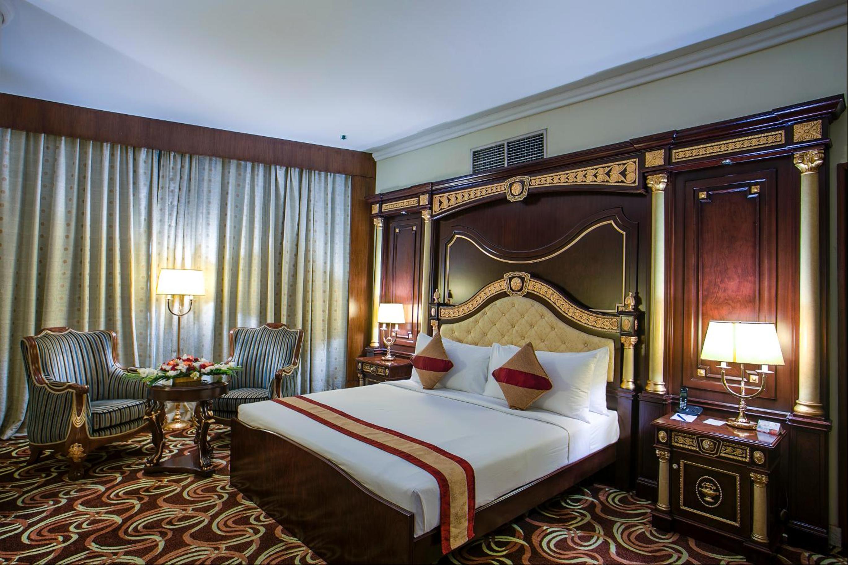 Presidential Suite photo 1