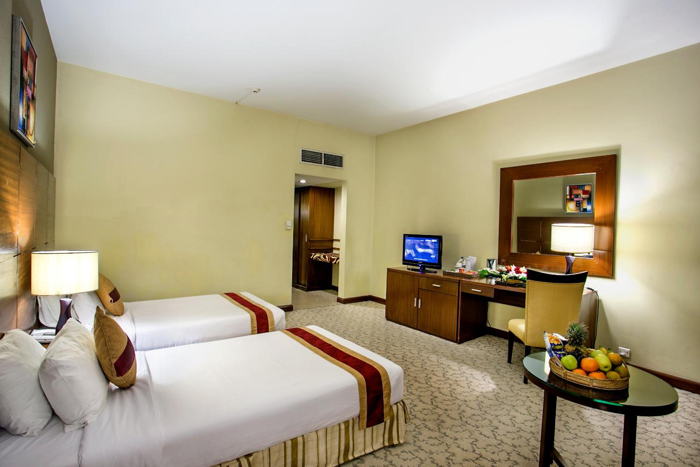 Deluxe Twin Room photo 2