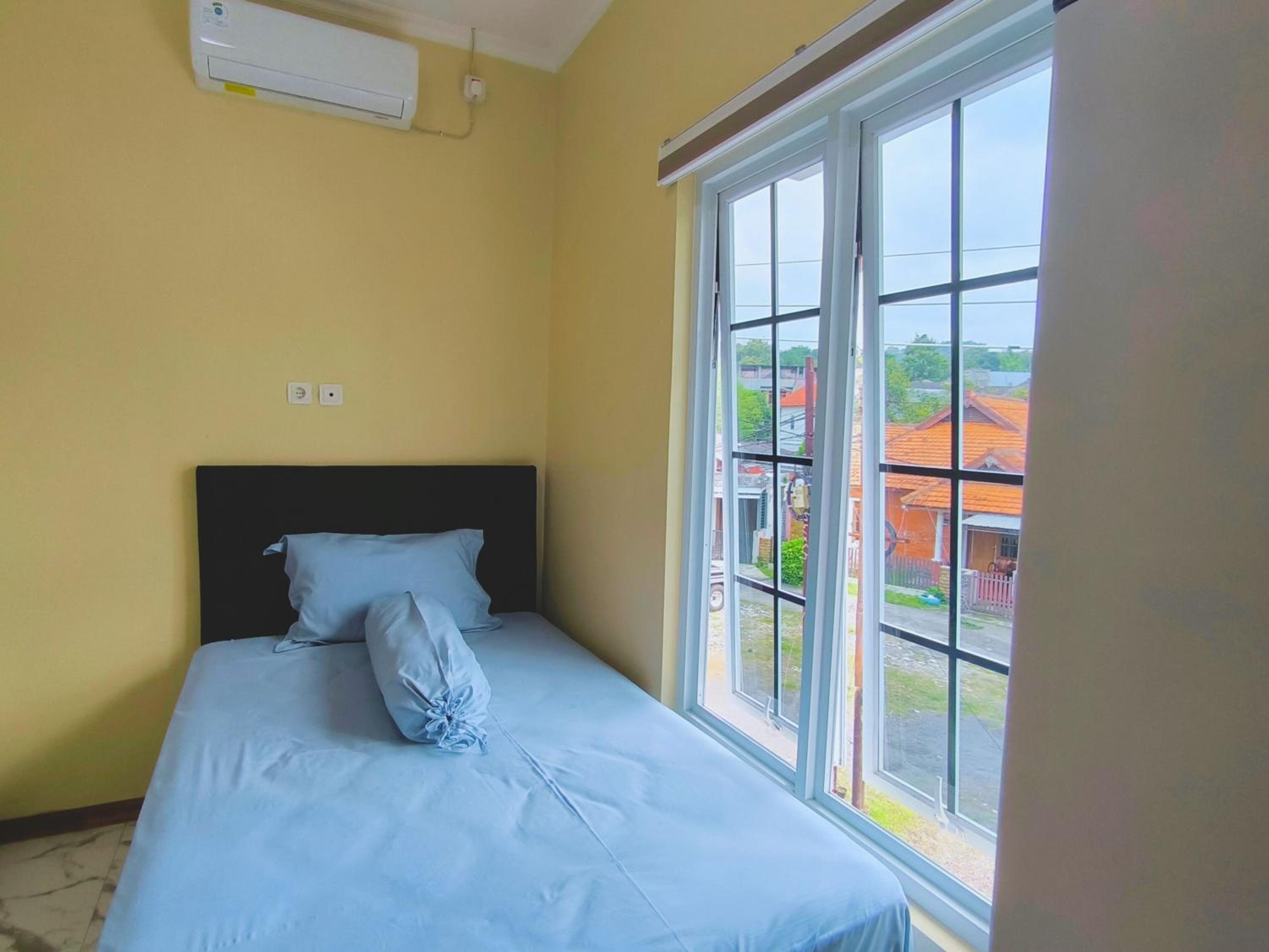 Deluxe Single Room photo 3