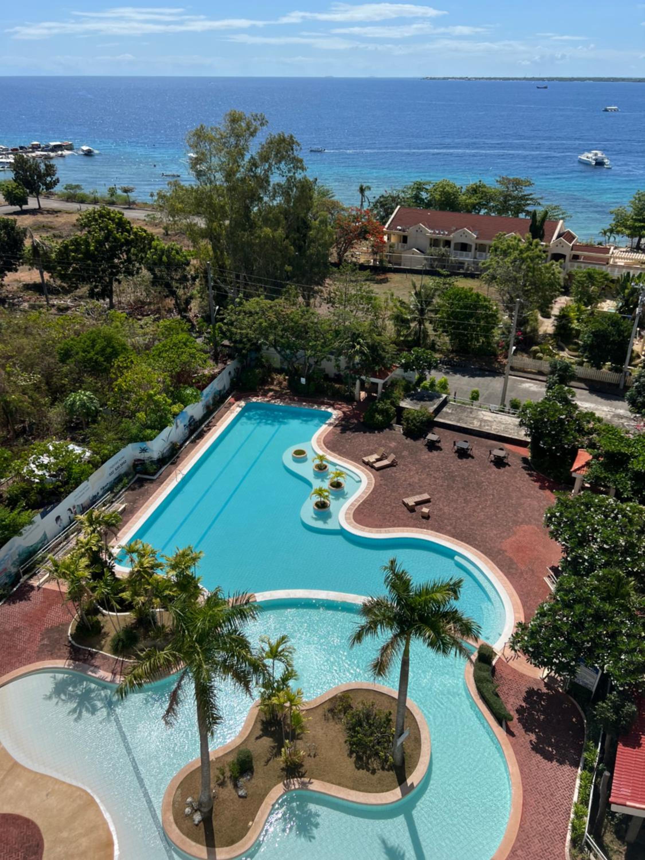 King Suite with Ocean View photo 3