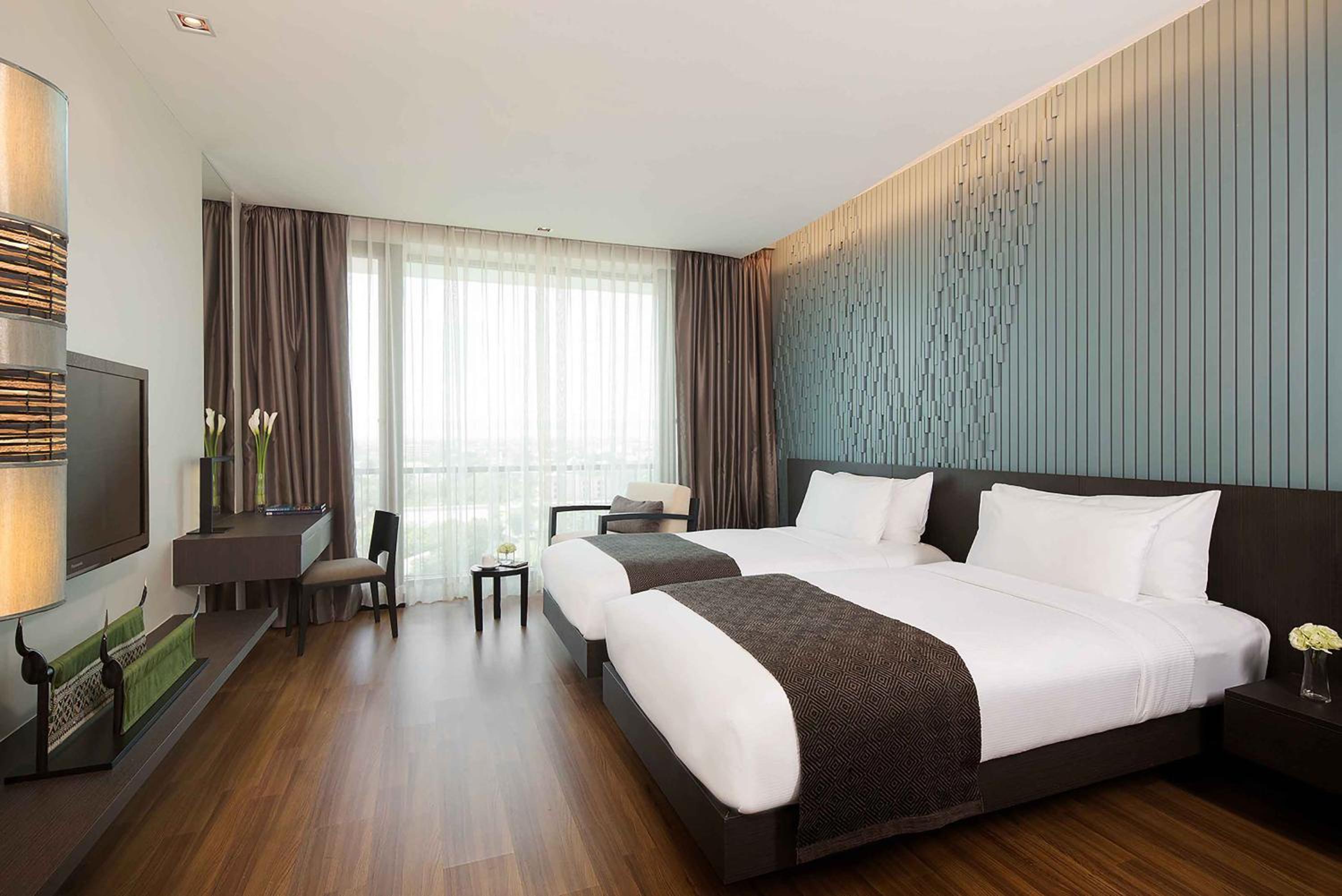 Avani Skyline Twin Room - Photo 1