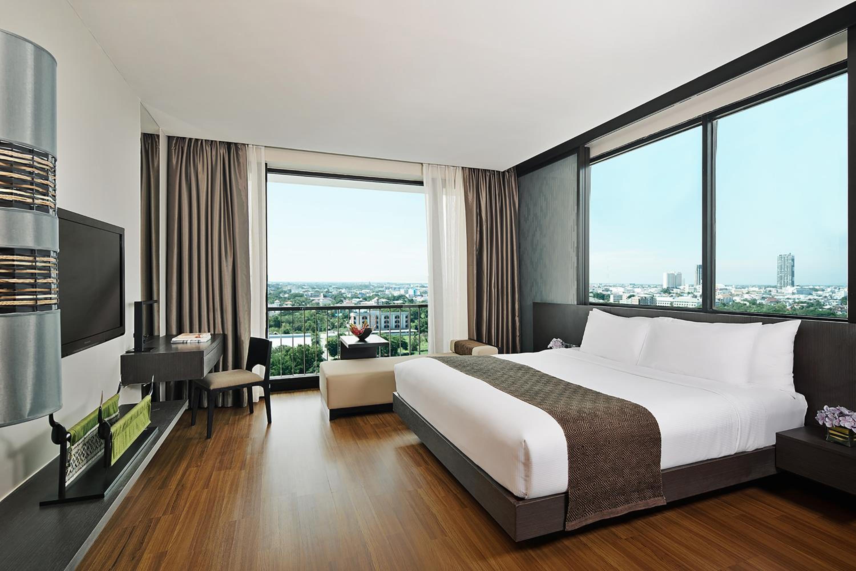 Avani Premier Skyline Room - Photo 1