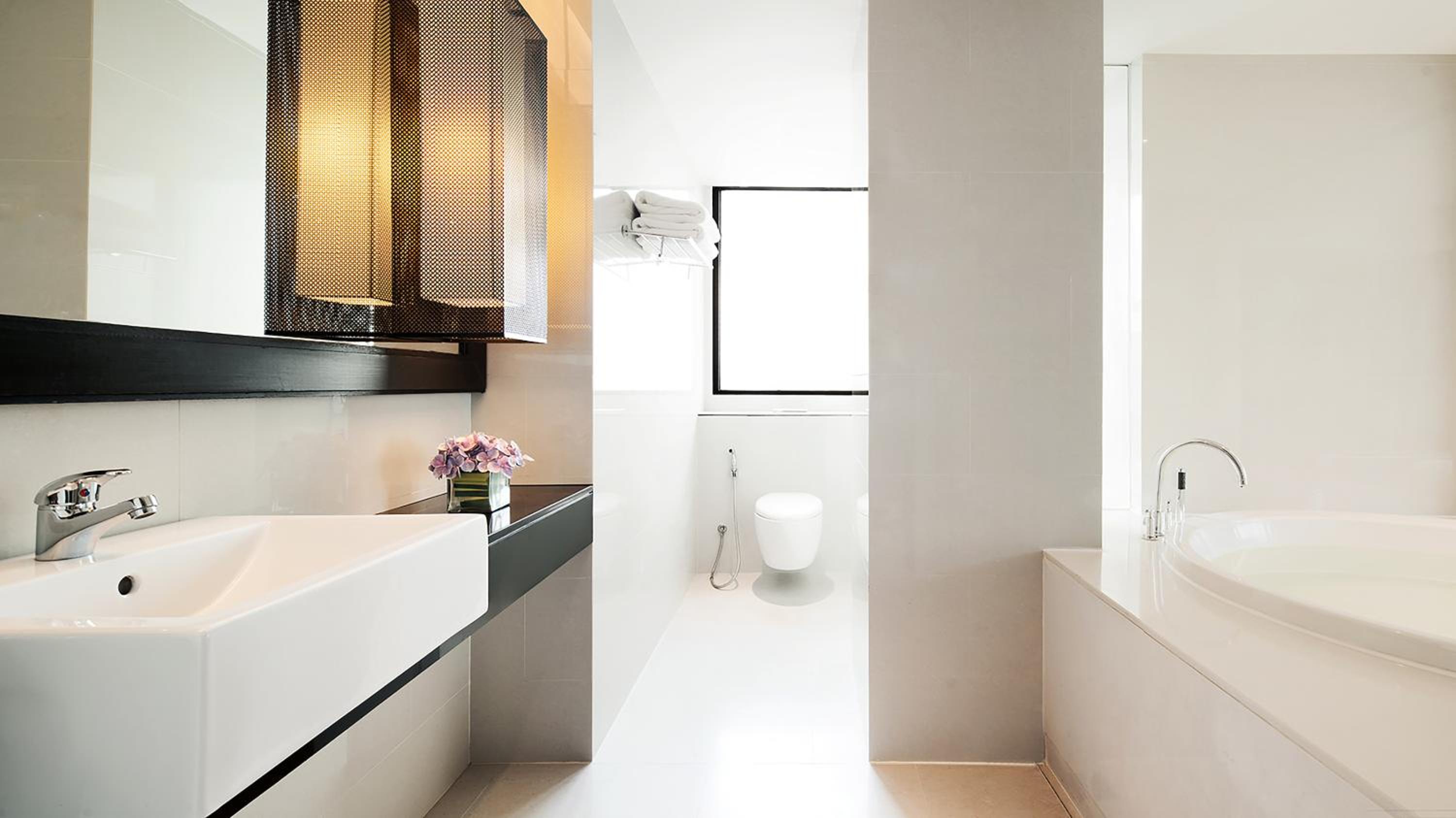 Avani Junior Skyline Suite - Photo 4