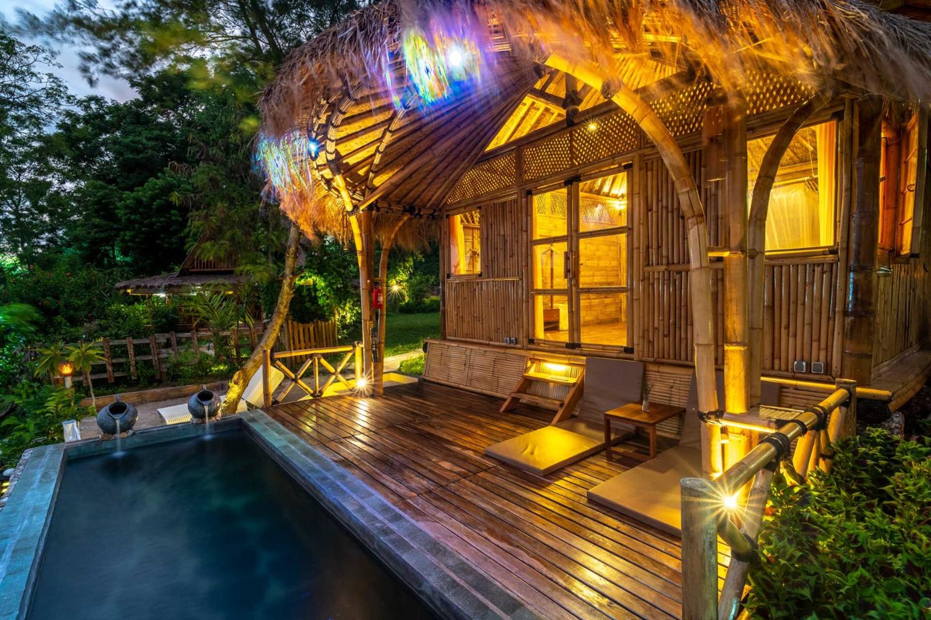 Villa with Private Pool - Photo 3