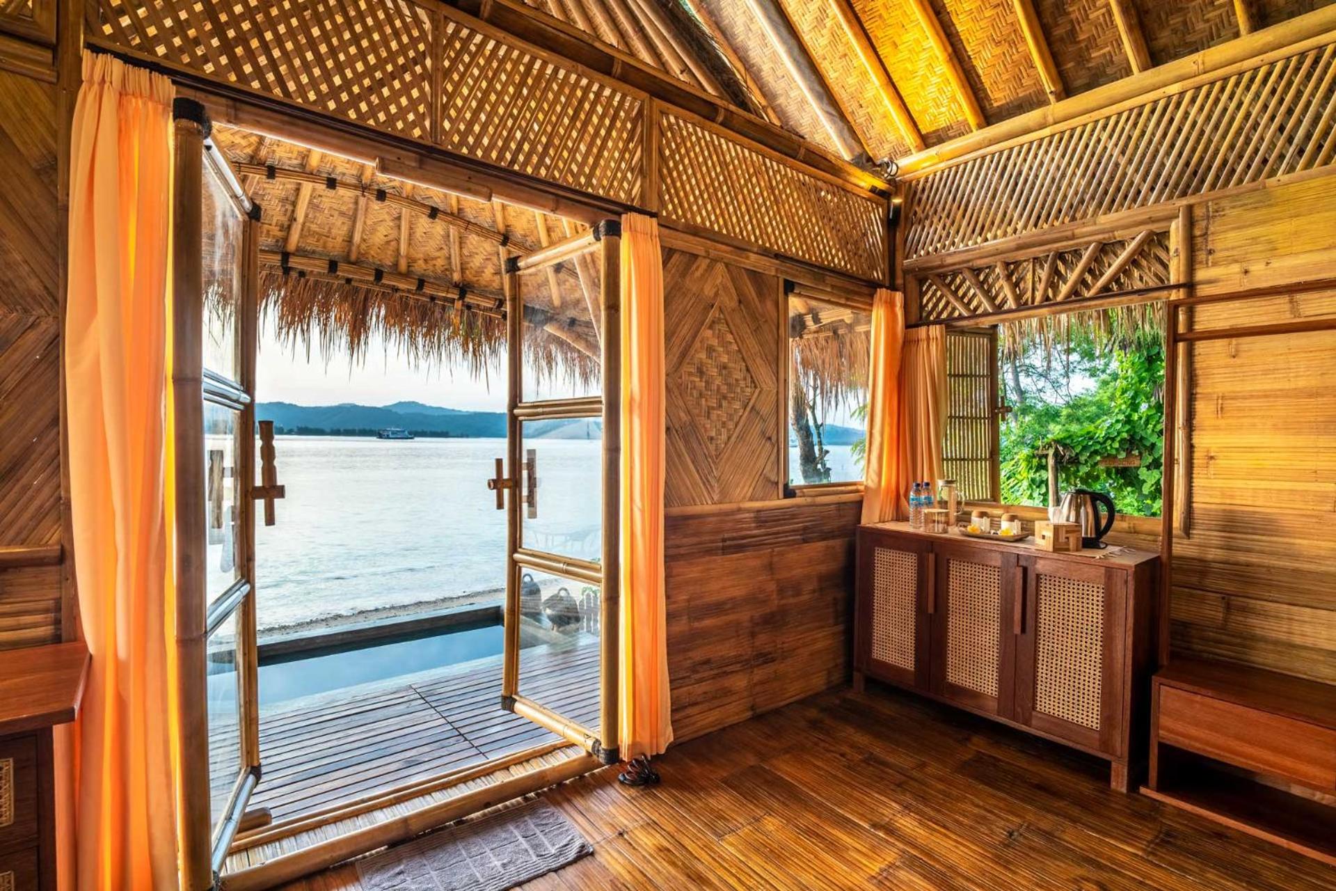Villa with Private Pool - Photo 8