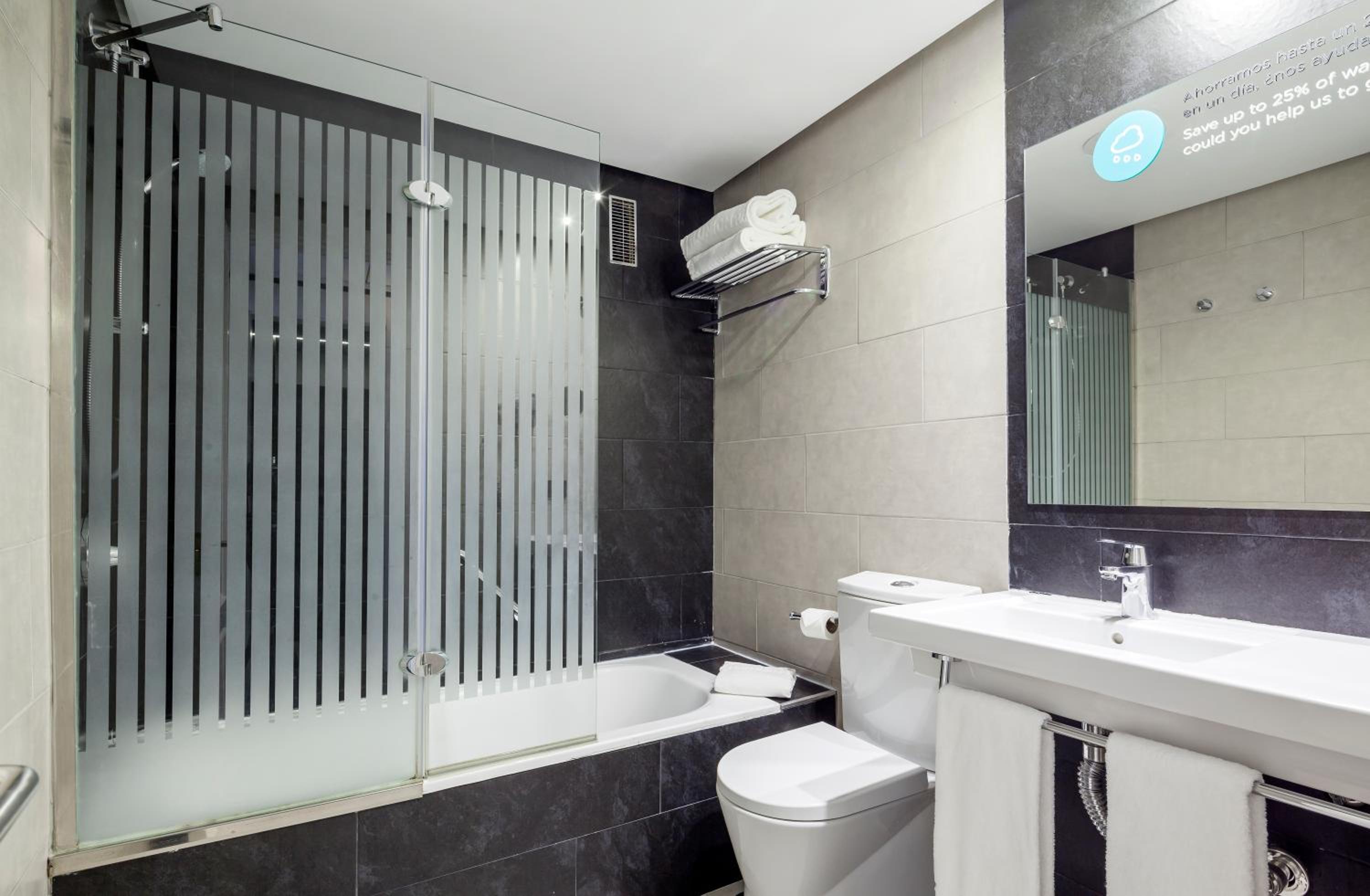 Triple Room - Photo 7