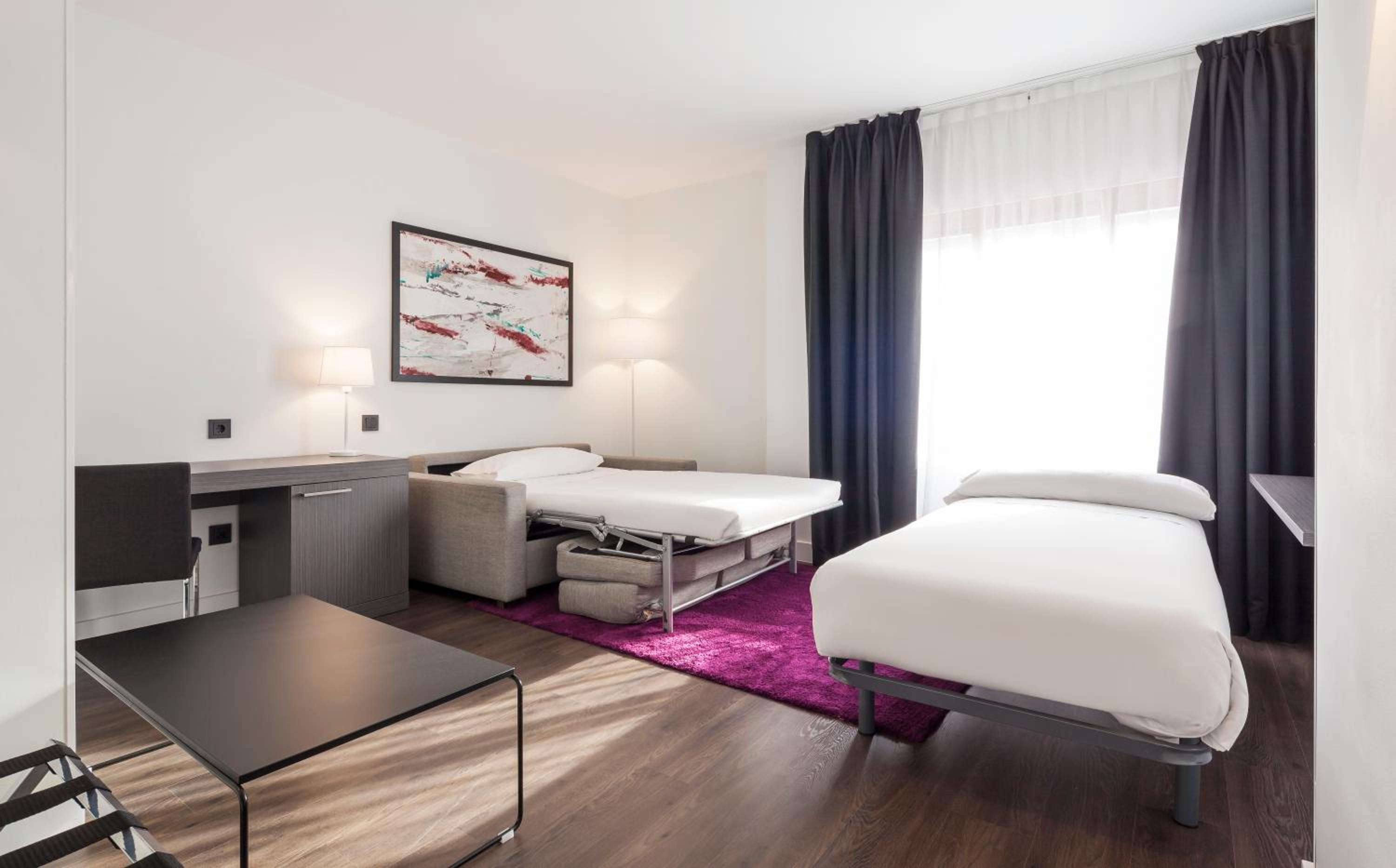 Quadruple Room - Photo 5