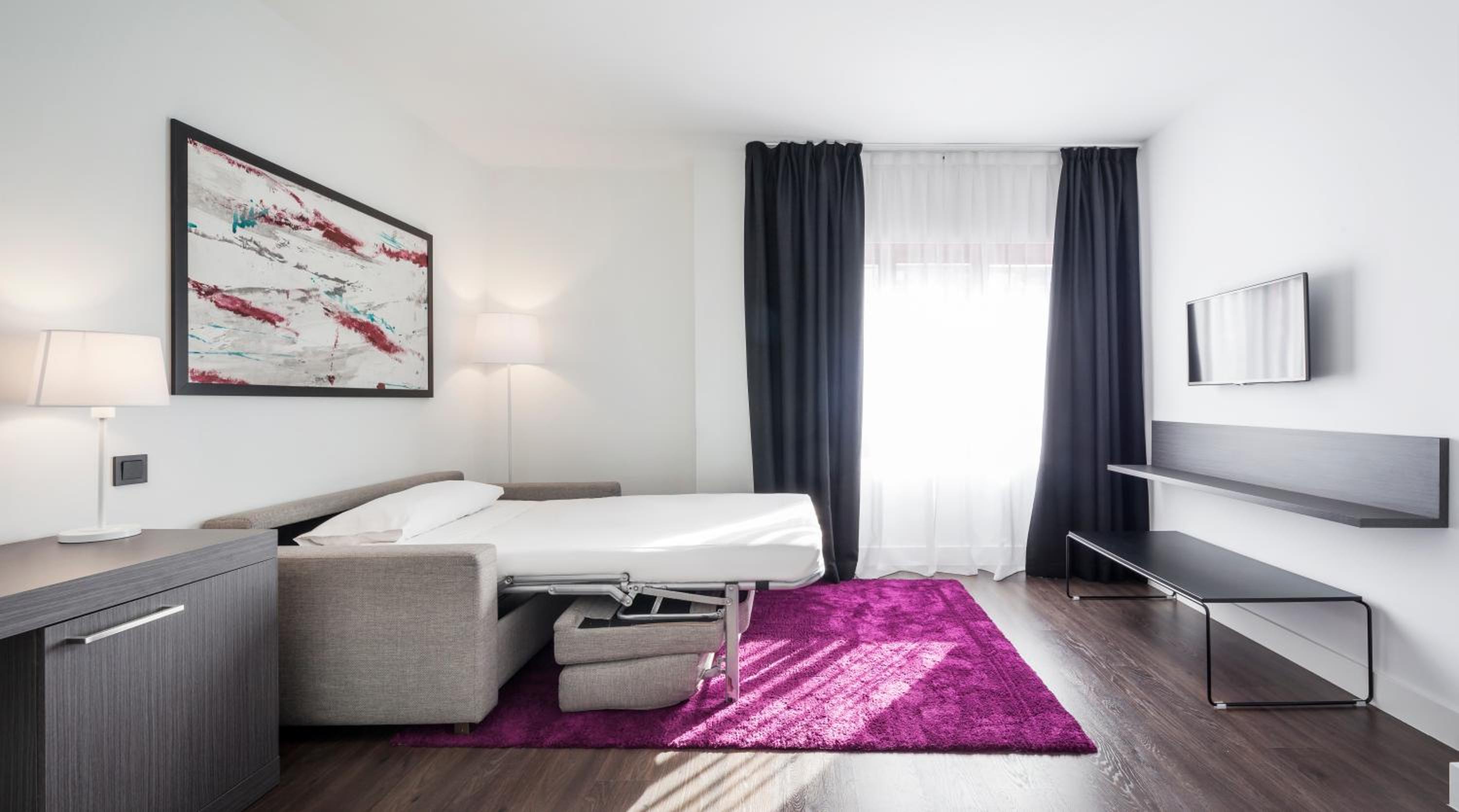 Triple Room (2 Adults + 1 Child) - Photo 3