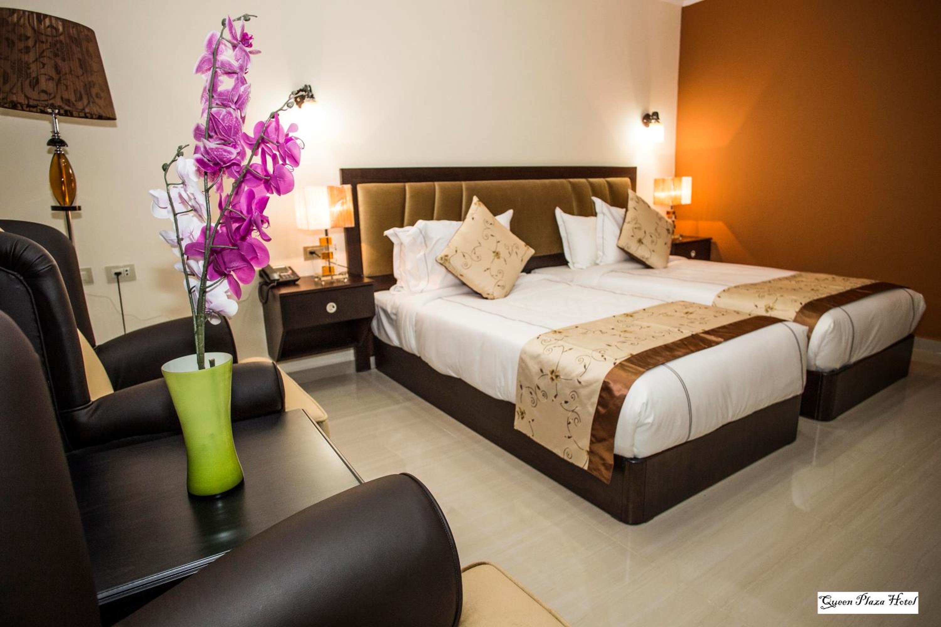Deluxe Double or Twin Room photo 3