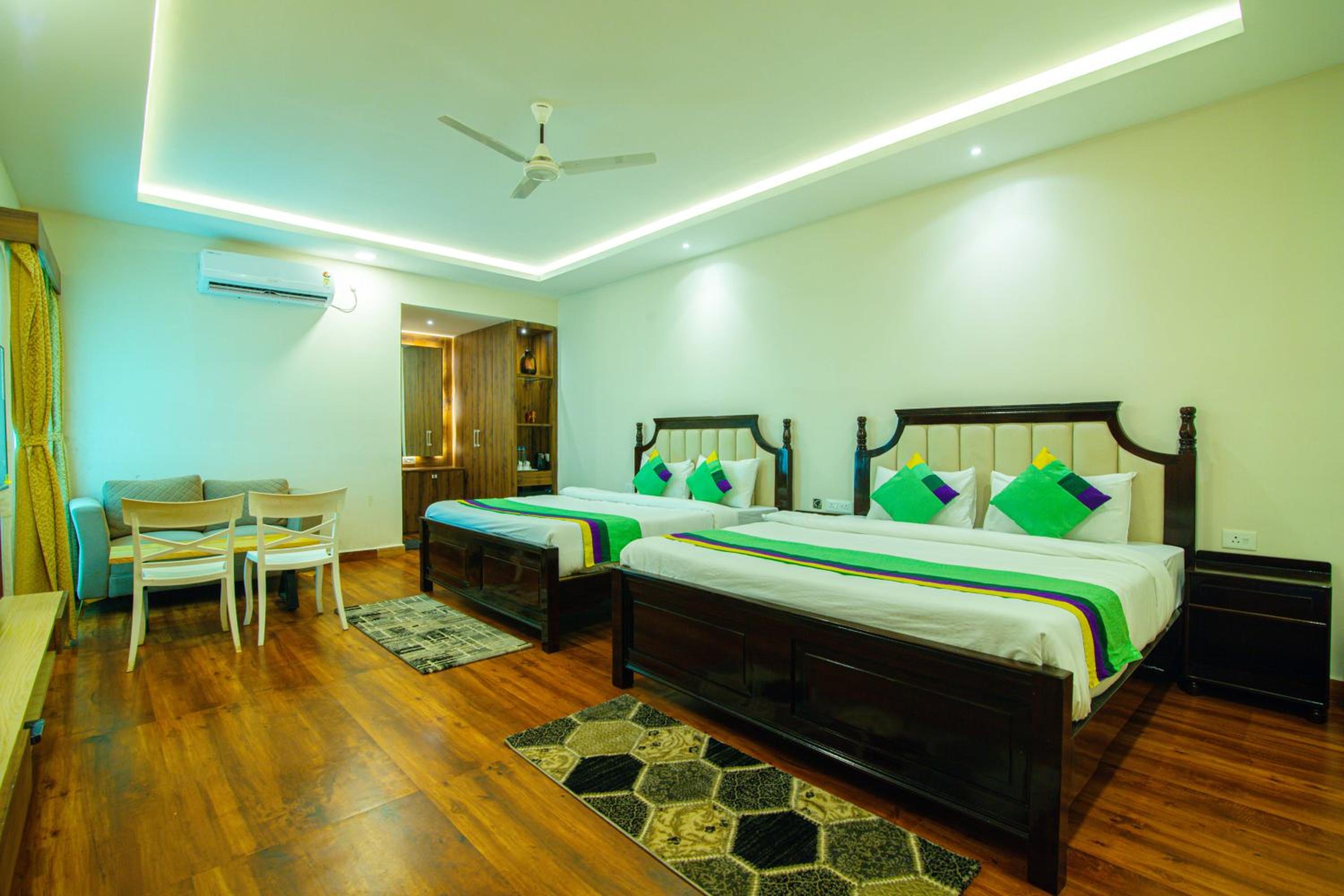 Superior Double Room photo 1