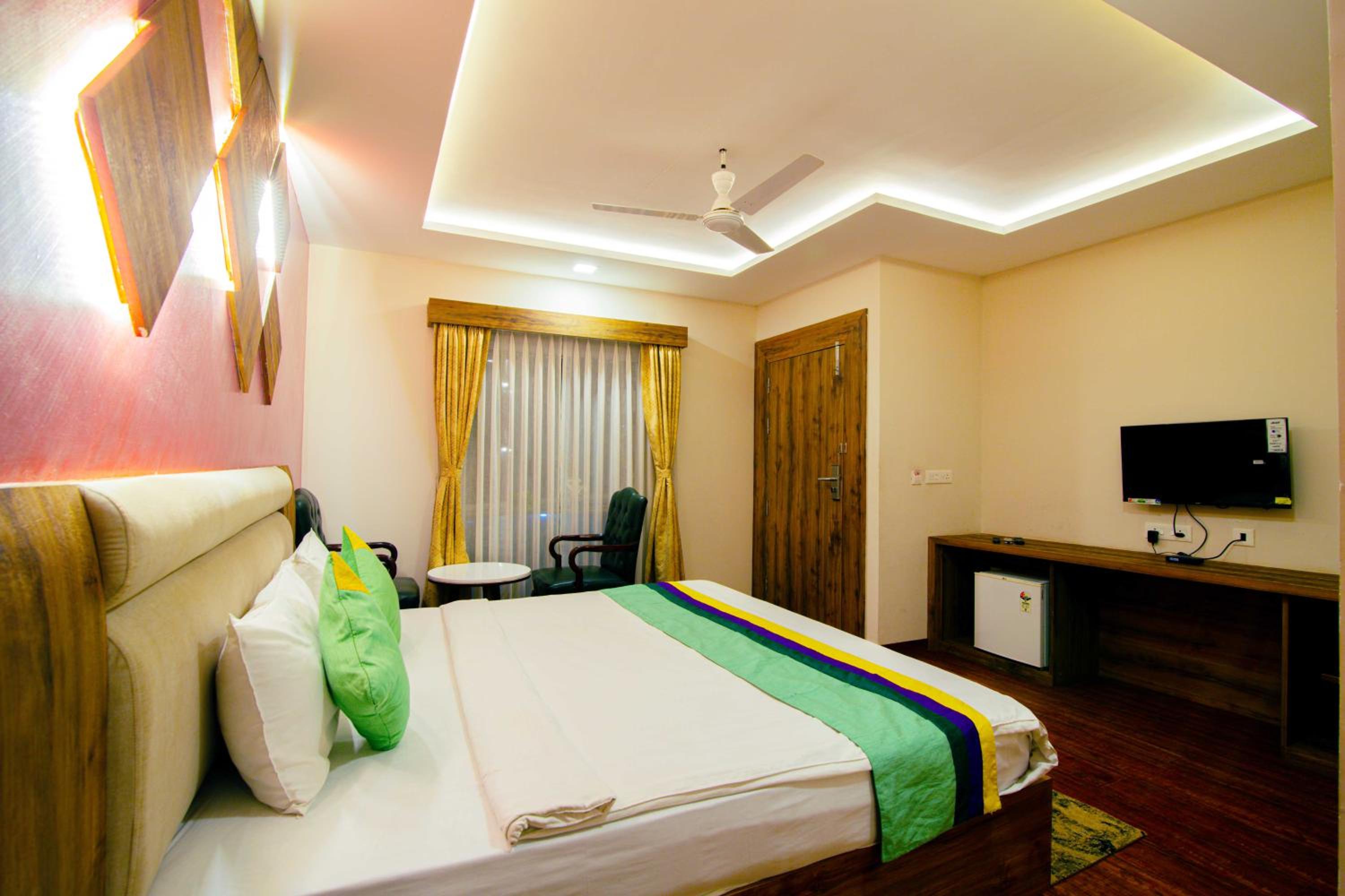 Standard Double Room photo 2