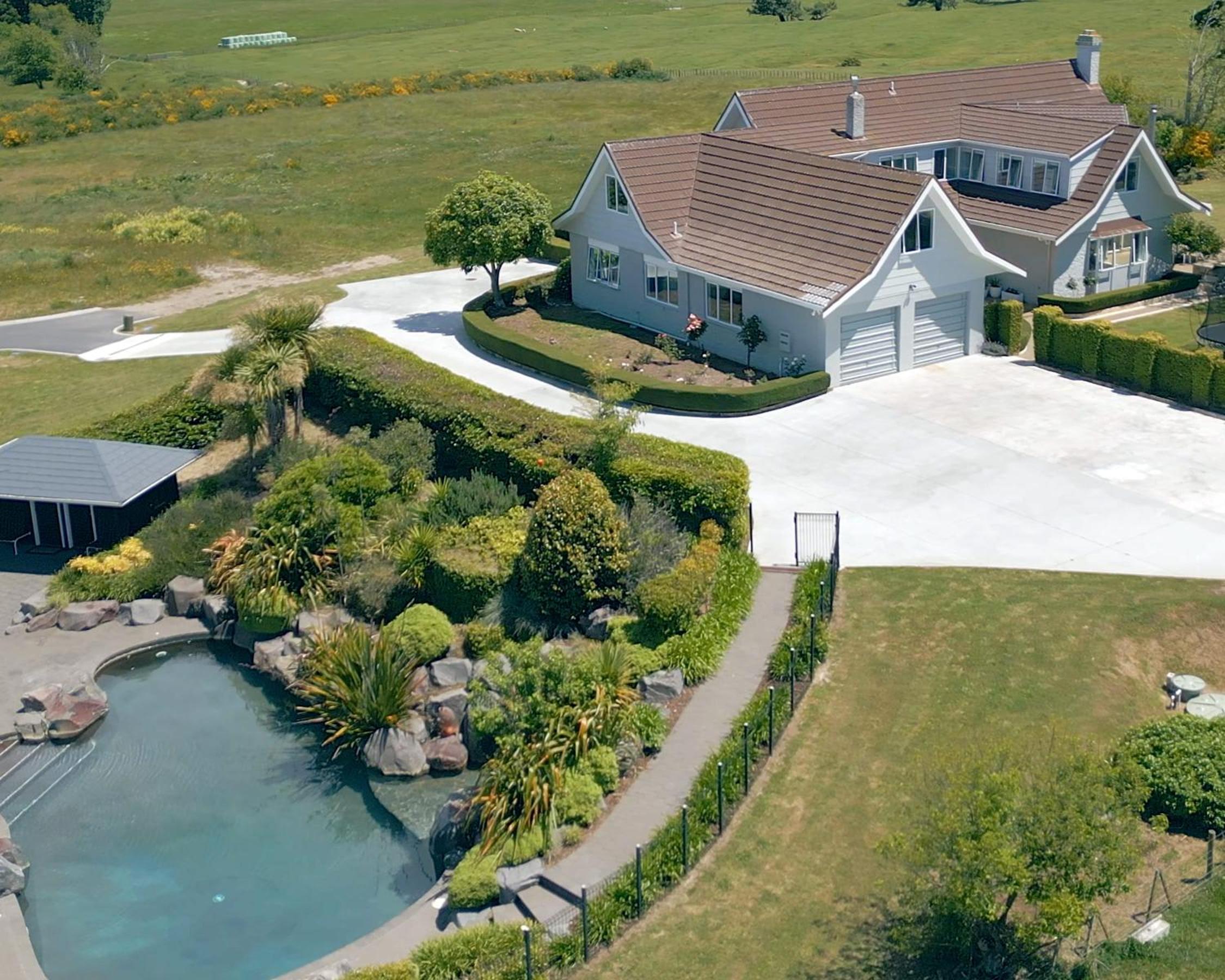 Villa photo 3