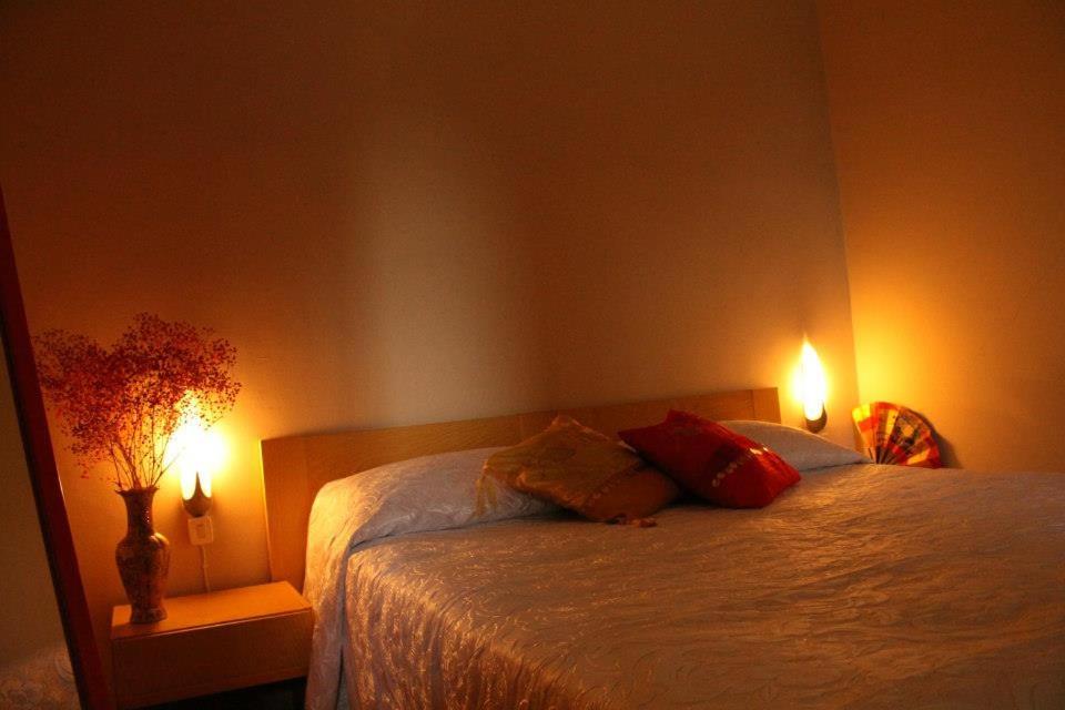 Double Room with Private External Bathroom photo 2