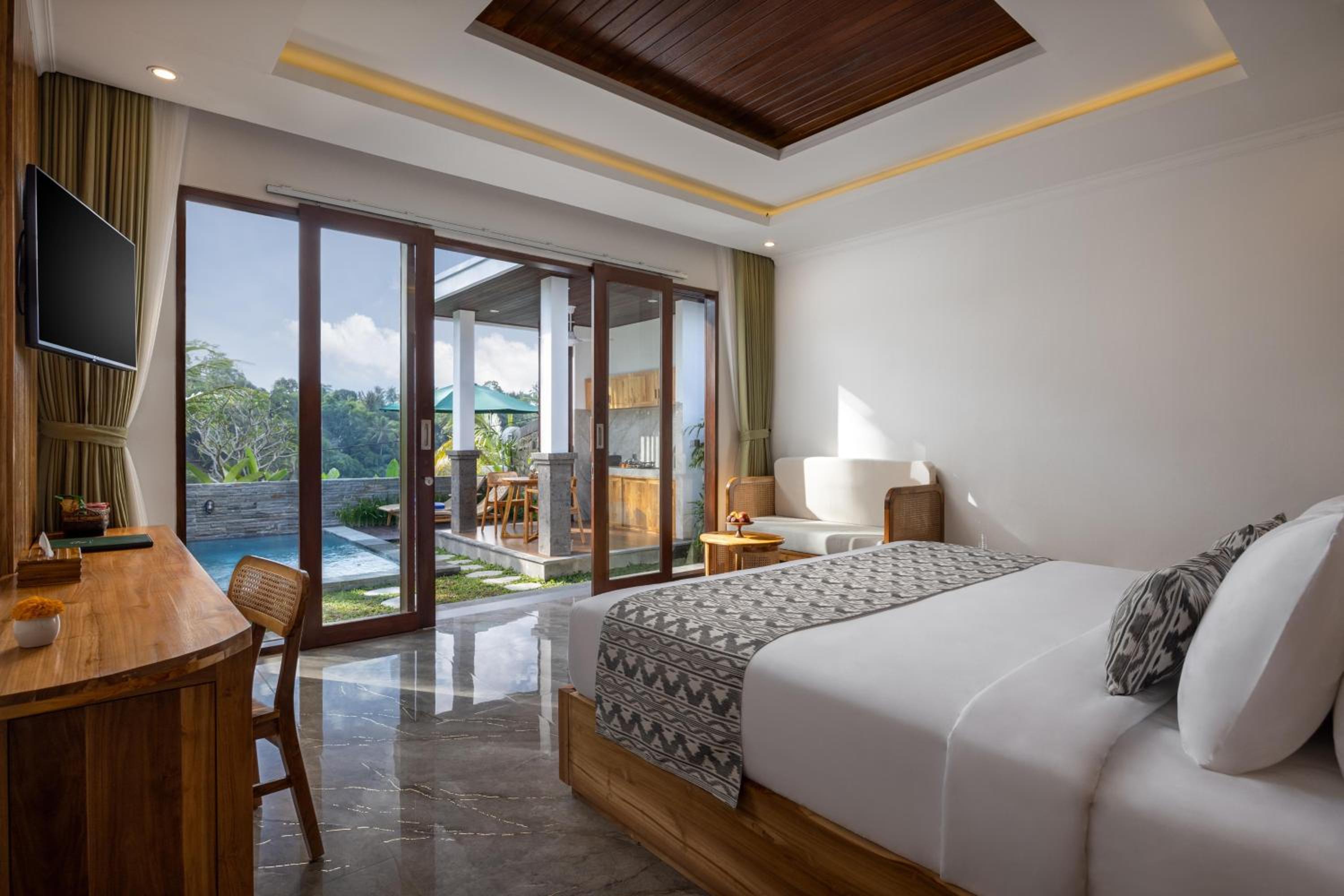 One -Bedroom Private Pool Villa with Jungle View               photo 2