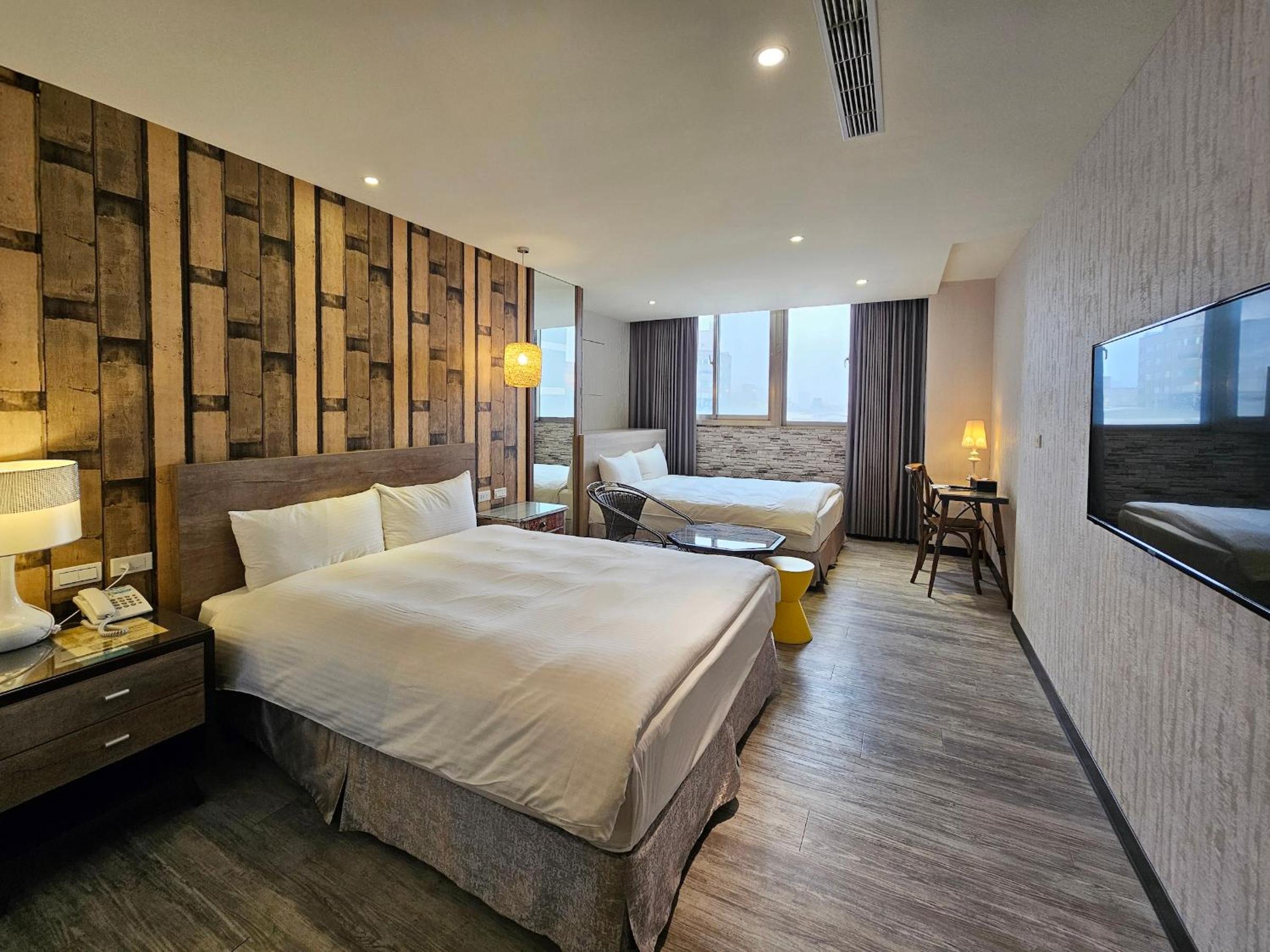 Superior Quadruple Room - Photo 1