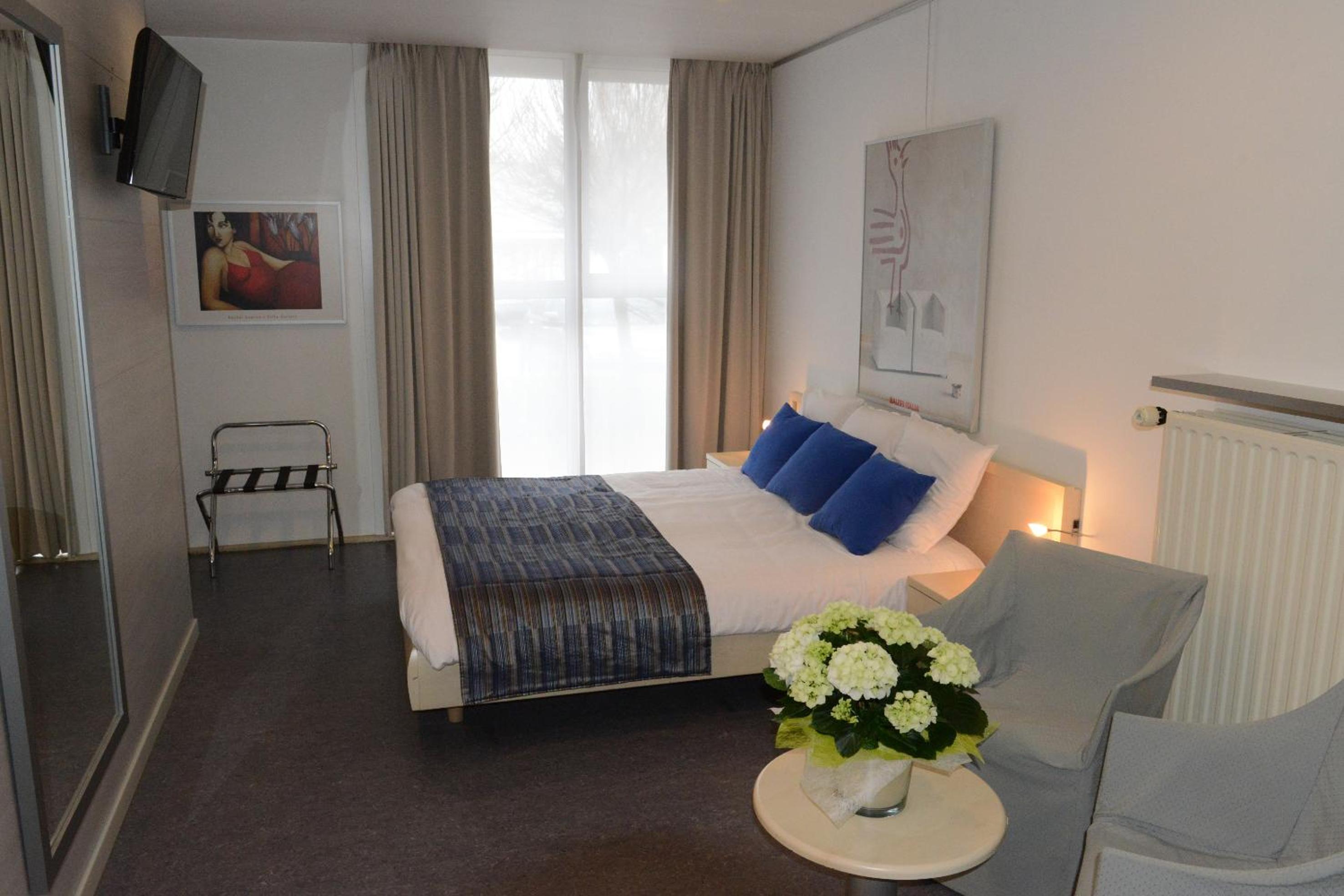 Standard Double Room photo 1