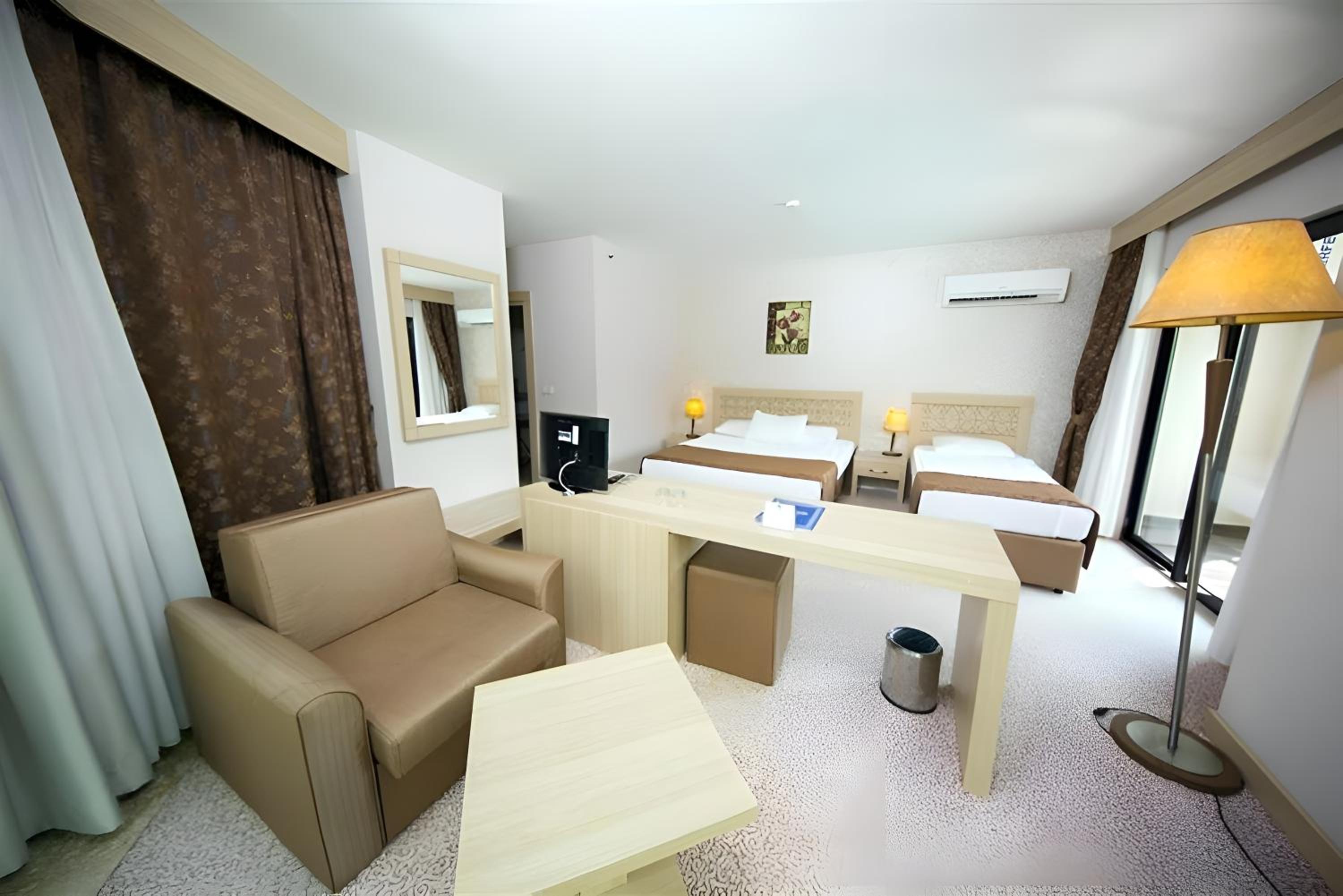 Quadruple Room with Balcony