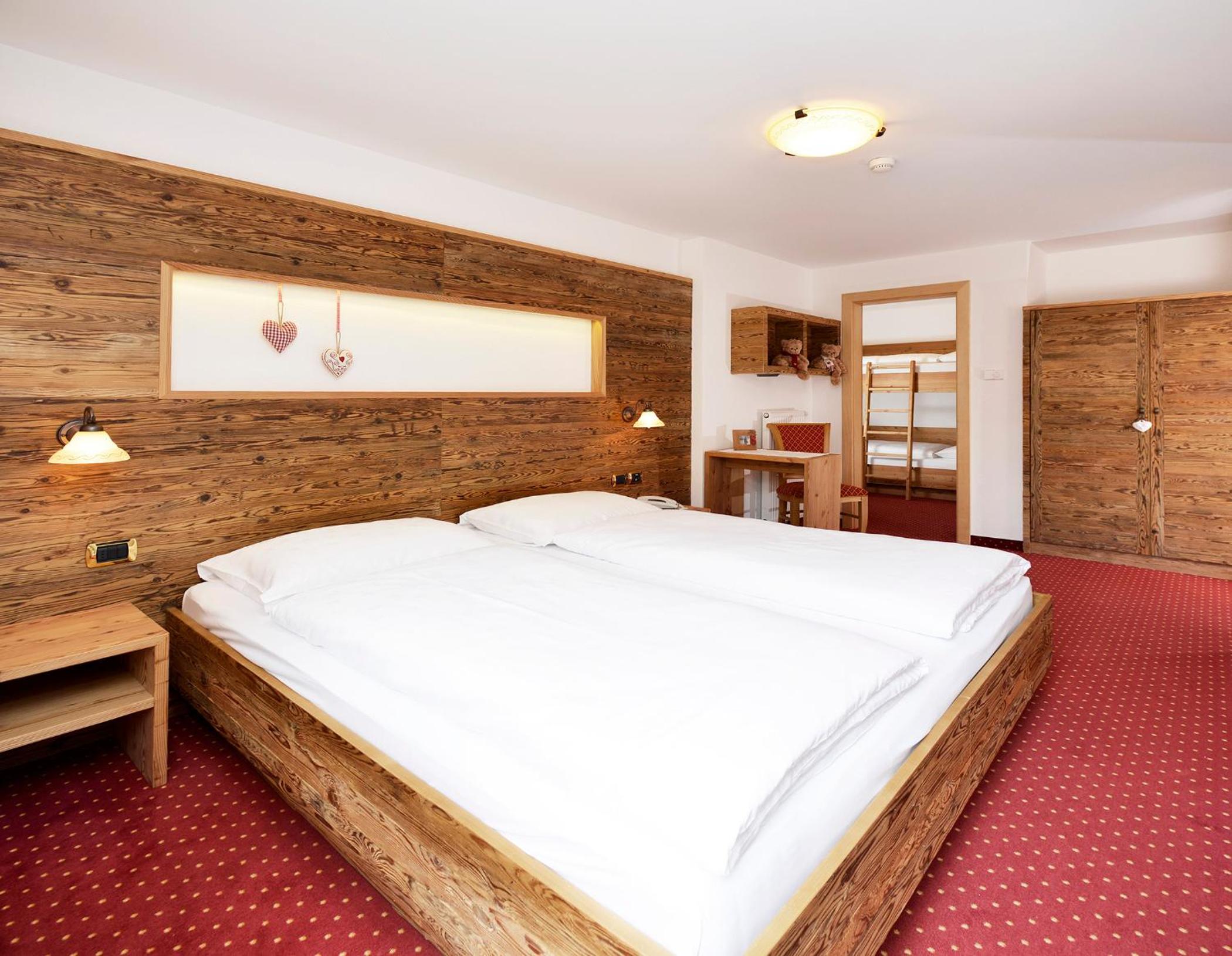 Quadruple Room photo 2