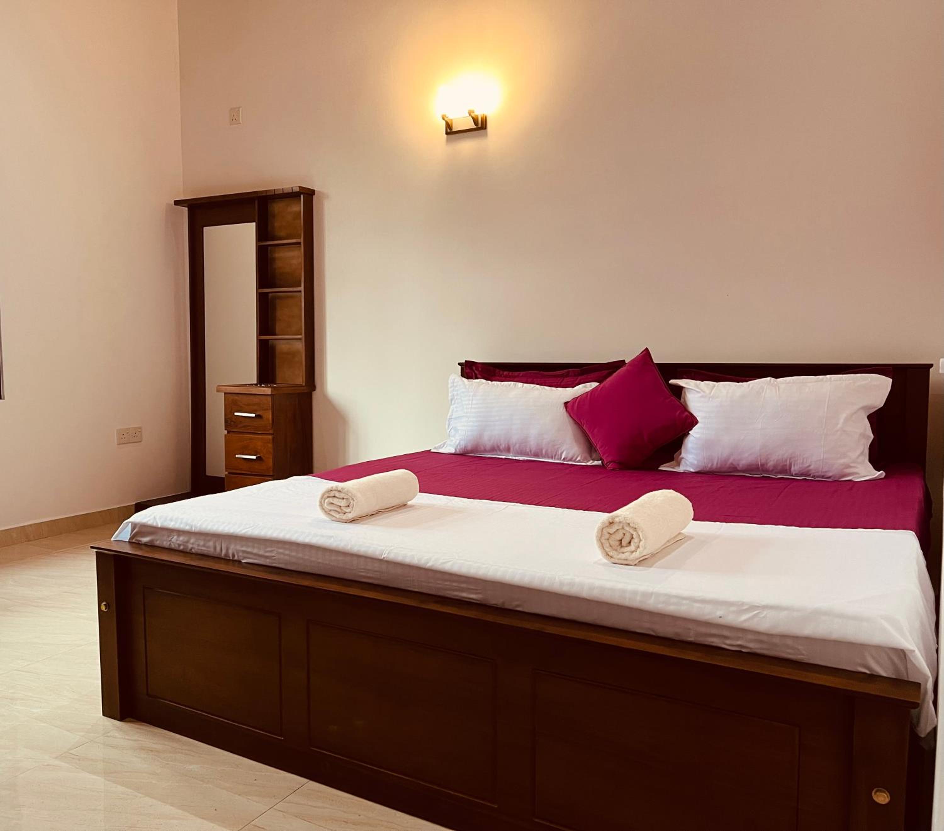 Economy Triple Room photo 1