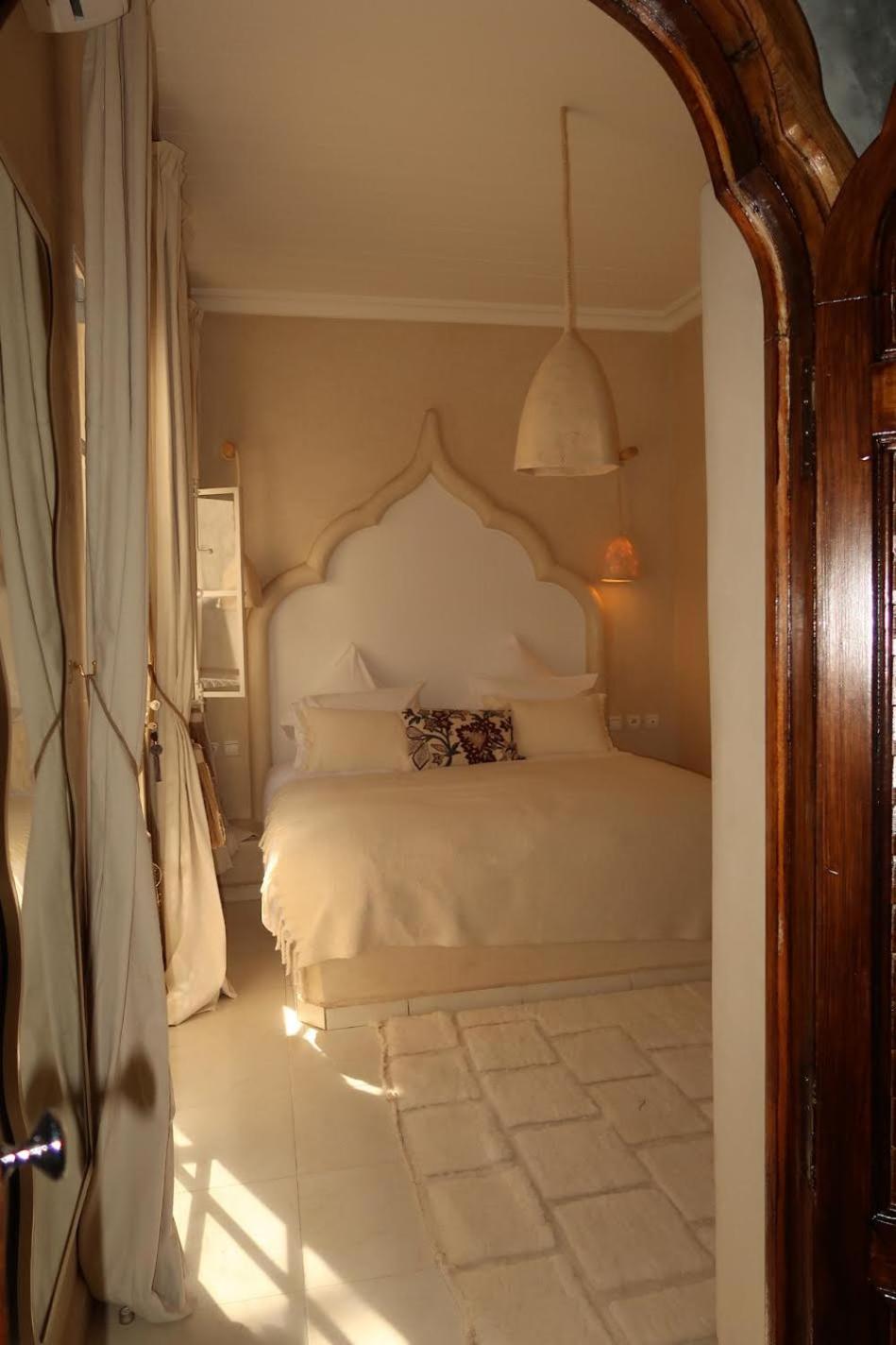 Large Double Room photo 1