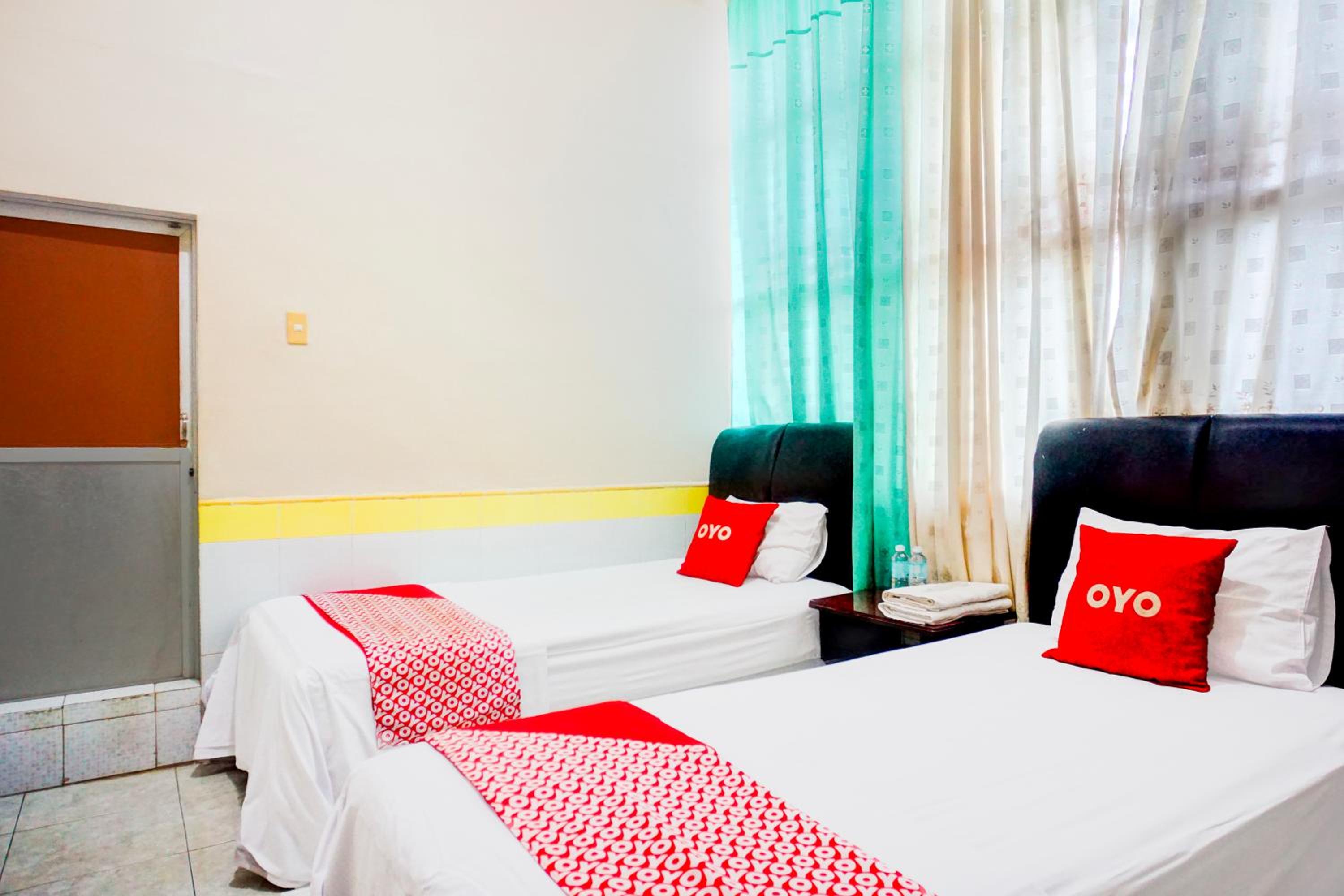 Standard Twin Room photo 3