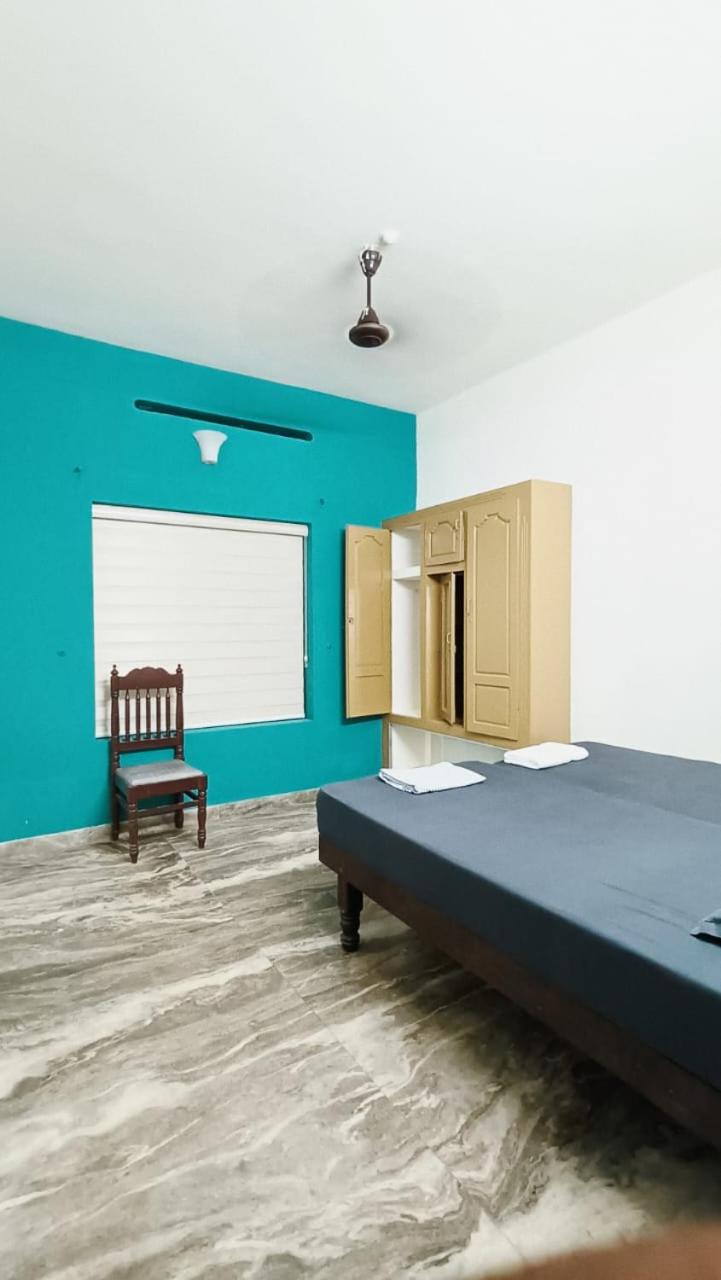 Standard Double Room with Fan photo 1