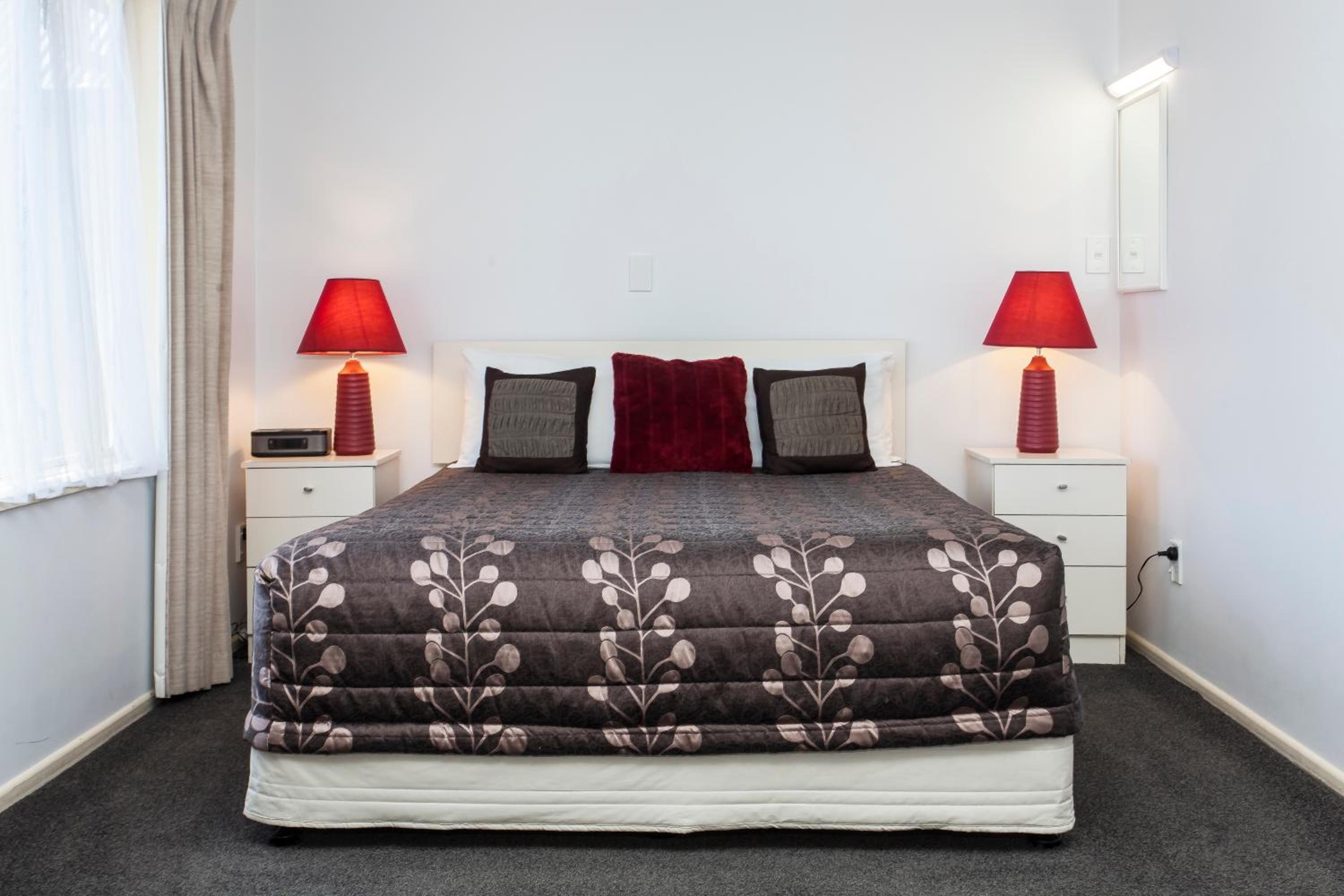 Standard Queen Room photo 1