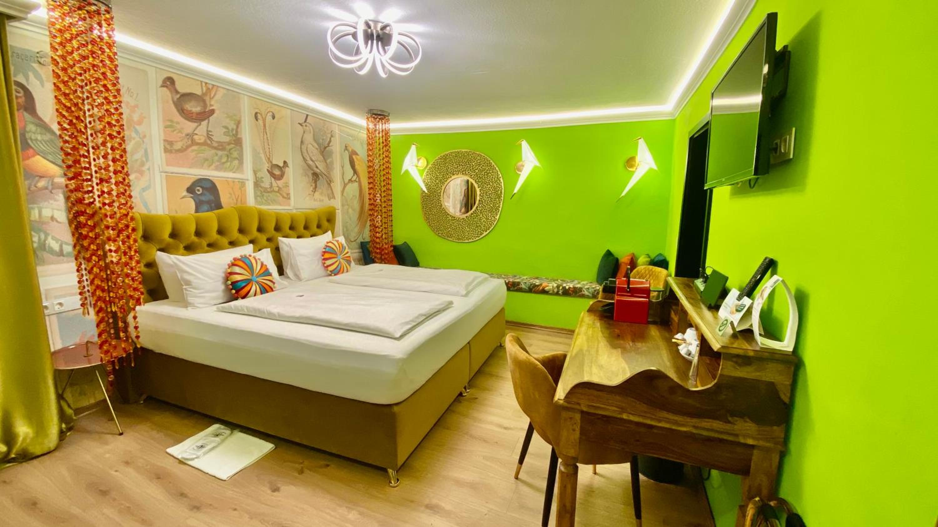 Budget Double Room - Photo 1