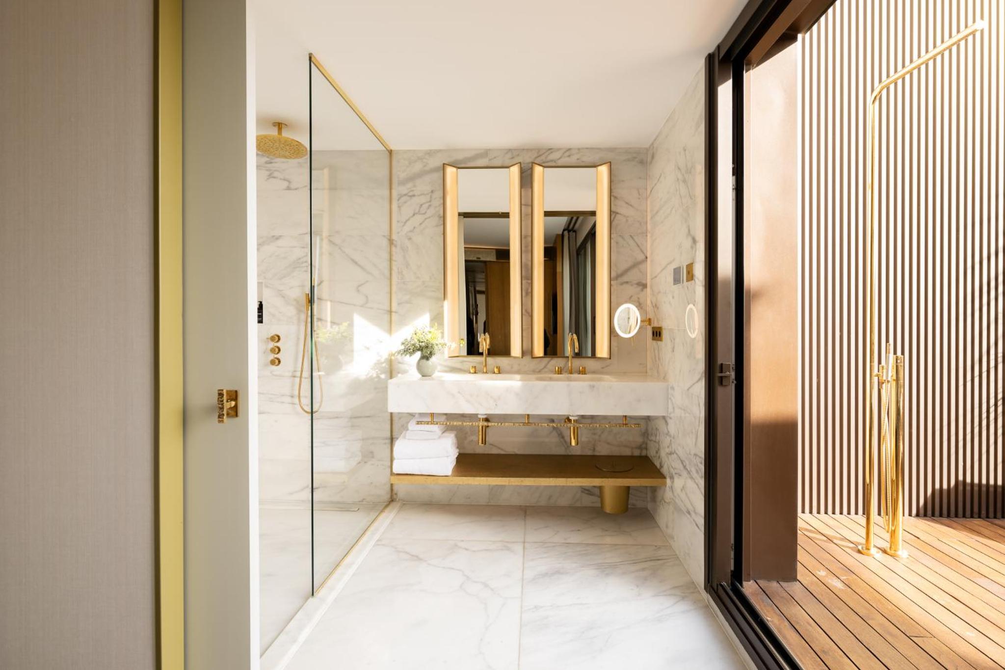 Two Bedroom Penthouse Suite Two Bedroom Penthouse Suite