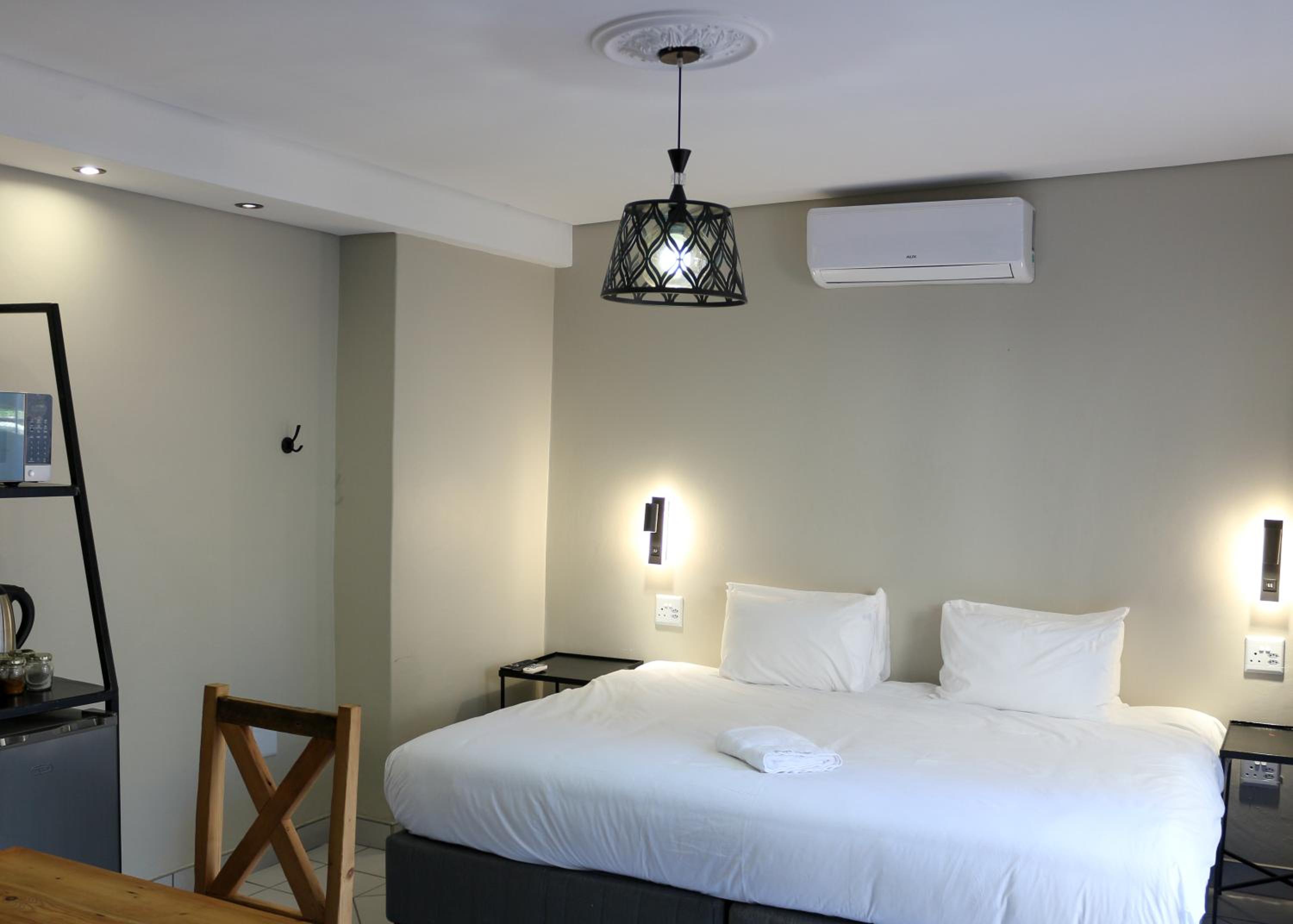 Luxury King Room