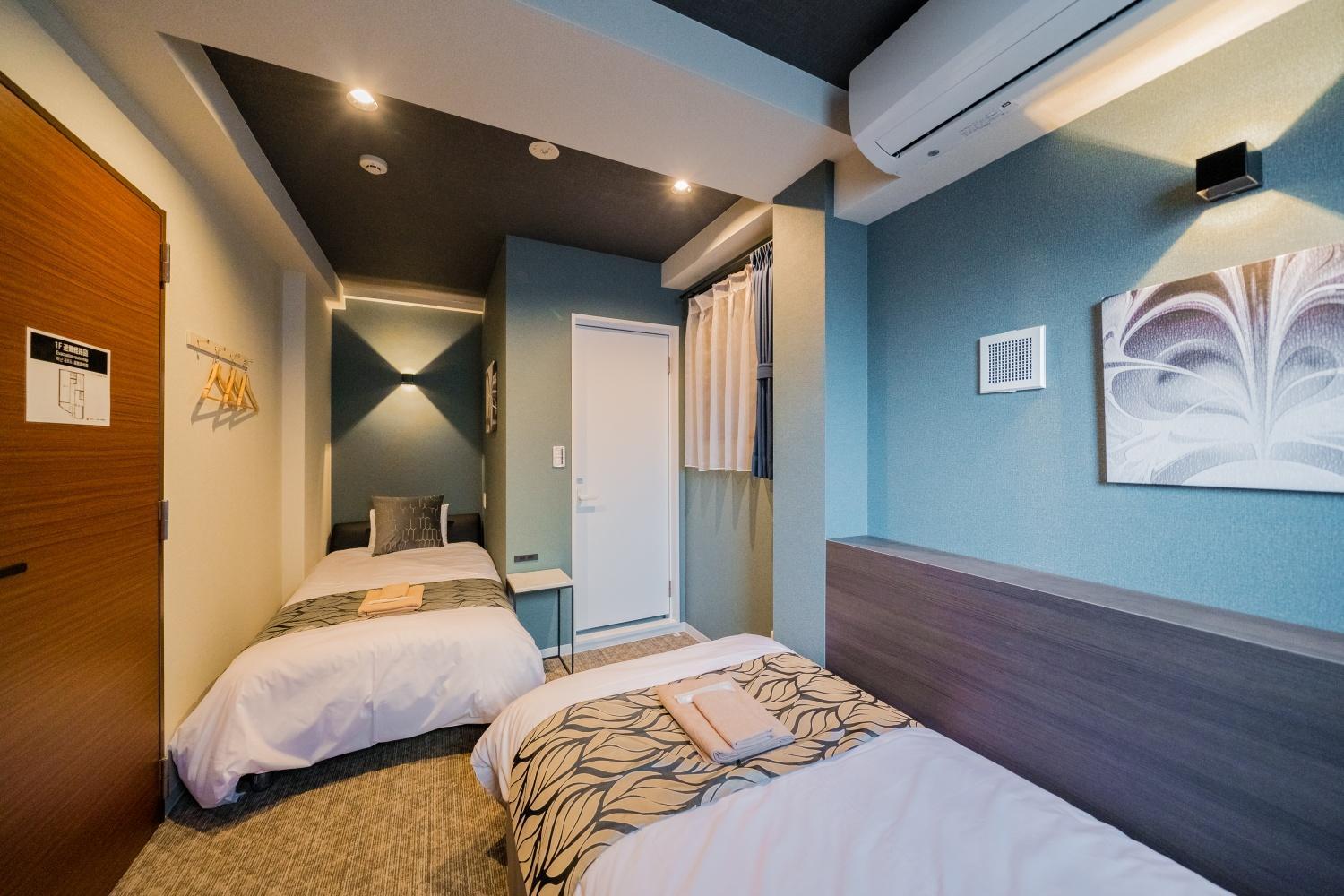 Economy Twin Room photo 2