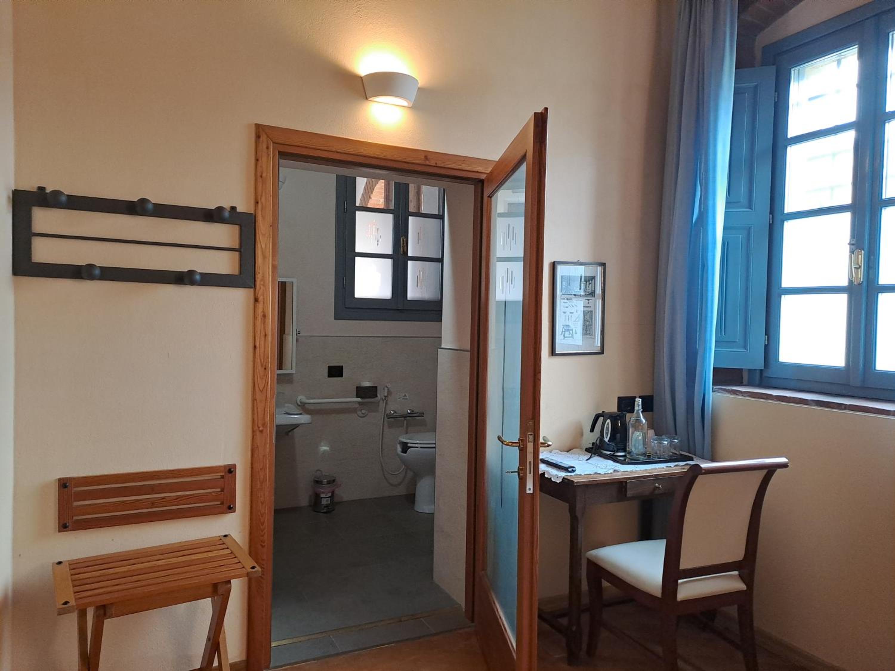 Double Room - Disability Access - Photo 2