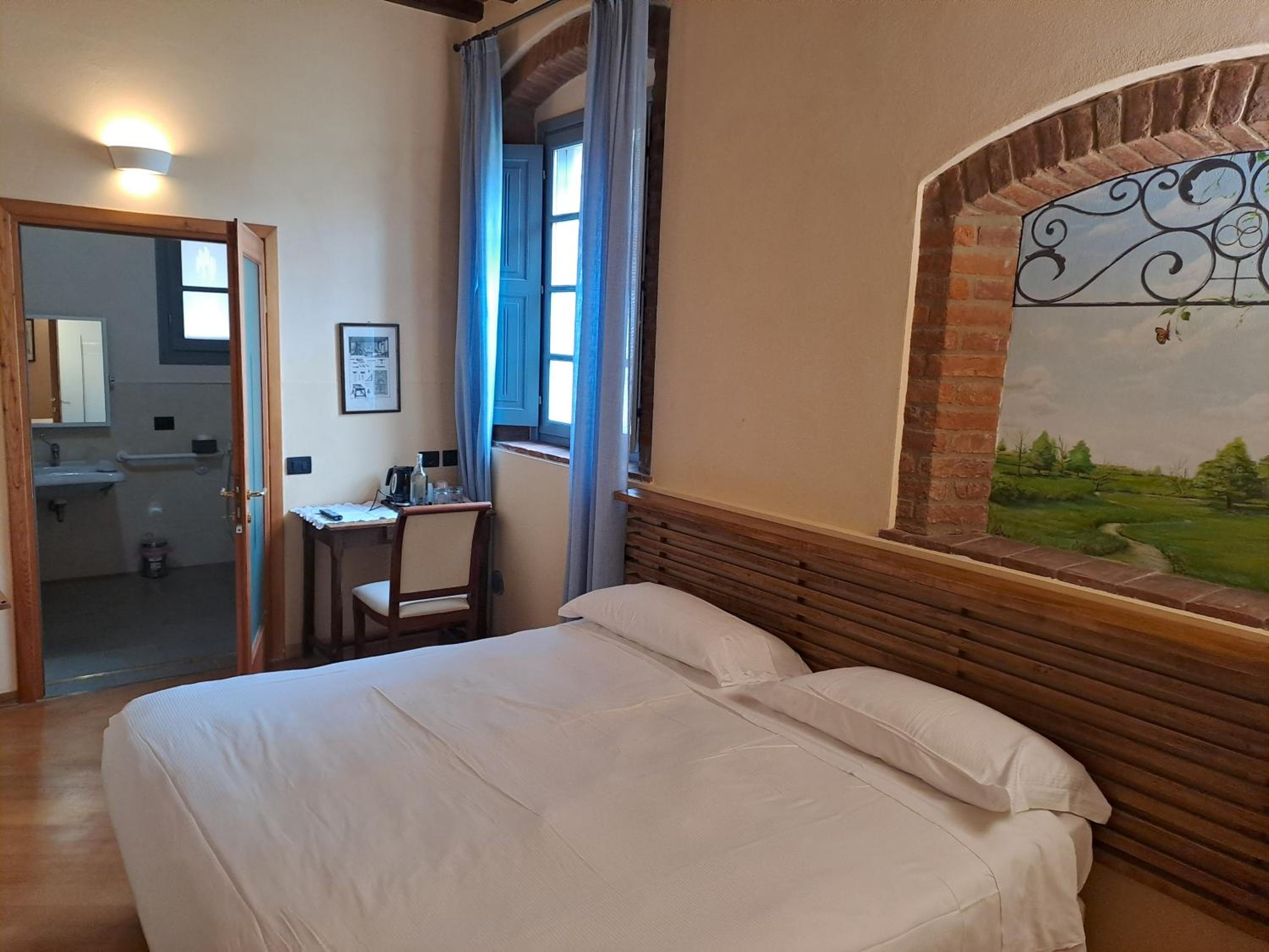 Double Room - Disability Access - Photo 13