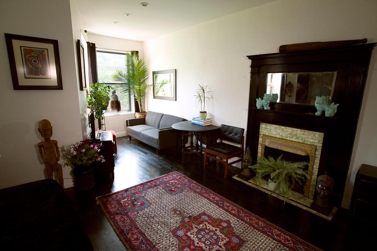 Studio Suite # 1  photo 1