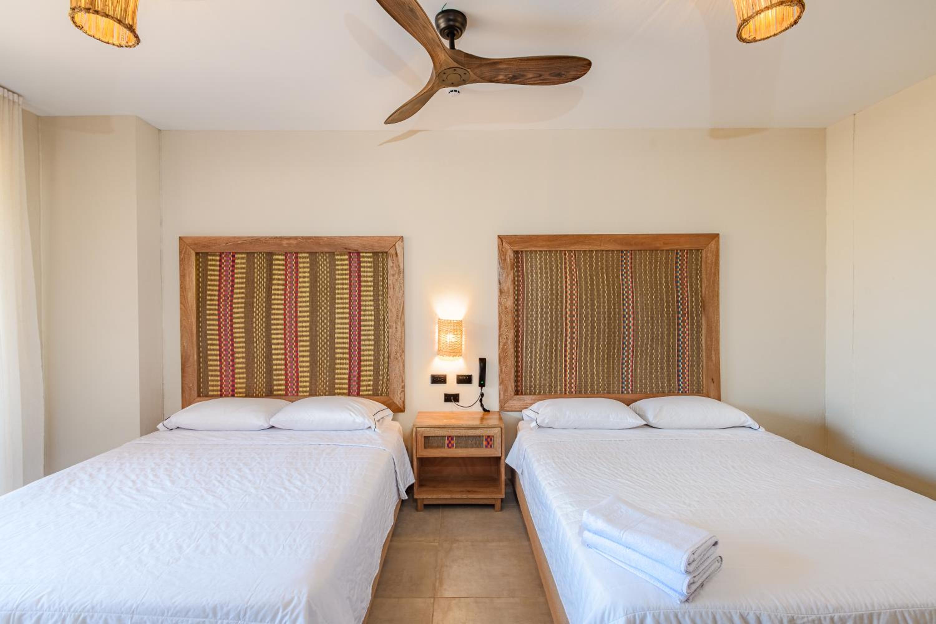 Quadruple Room with Sea View photo 3