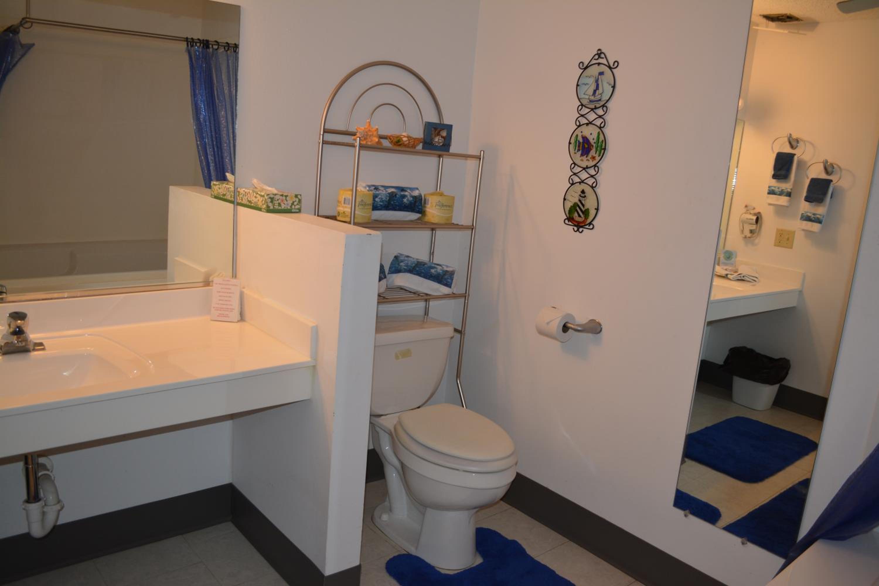 Double Room with Two Double Beds with Spa Bath - Non-Smoking