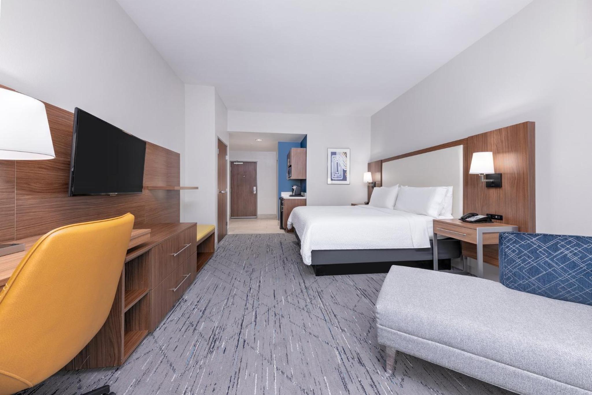 Specialty Room photo 2