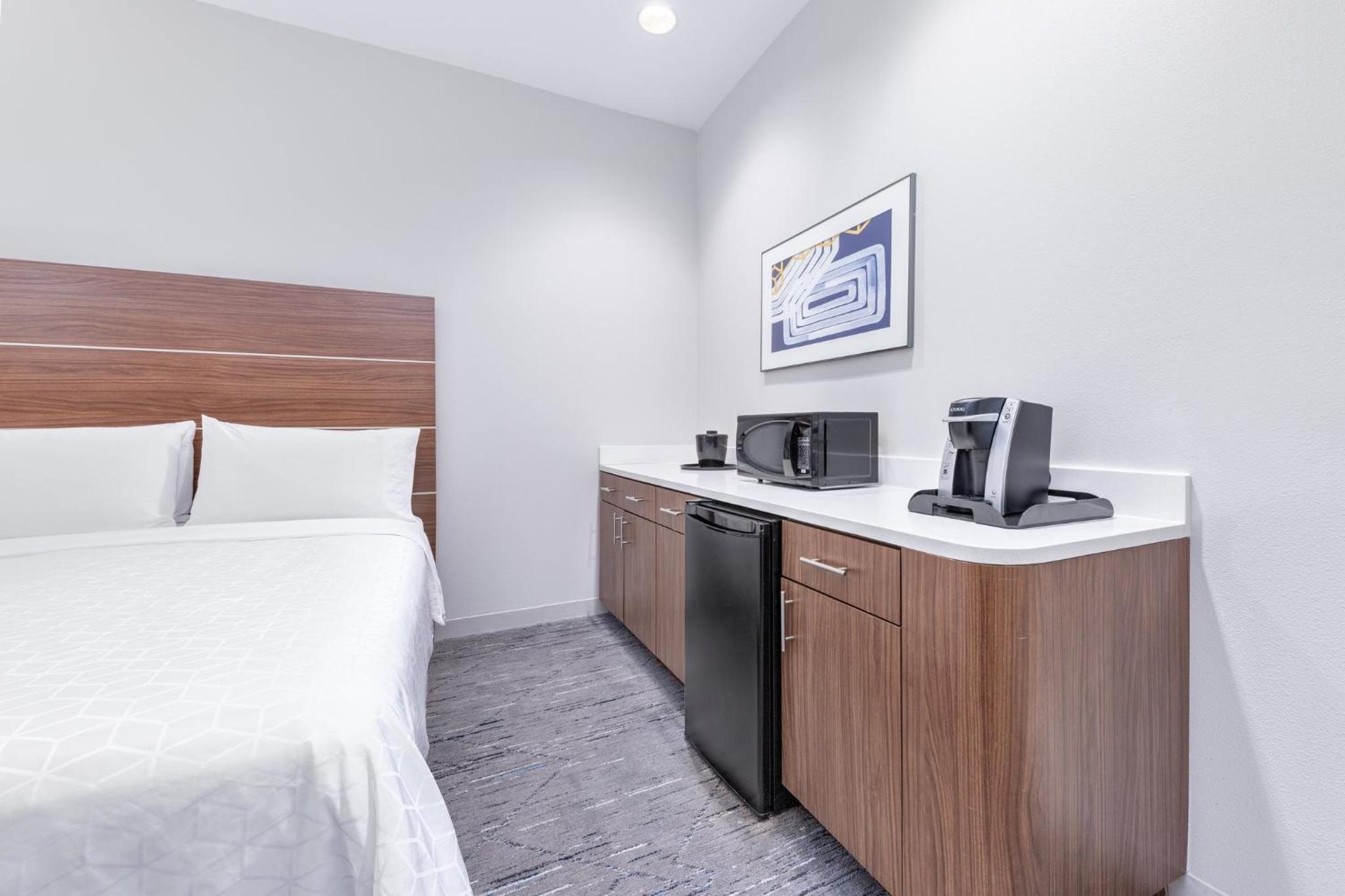 King Room - Hearing Accessible/Non-Smoking  photo 3