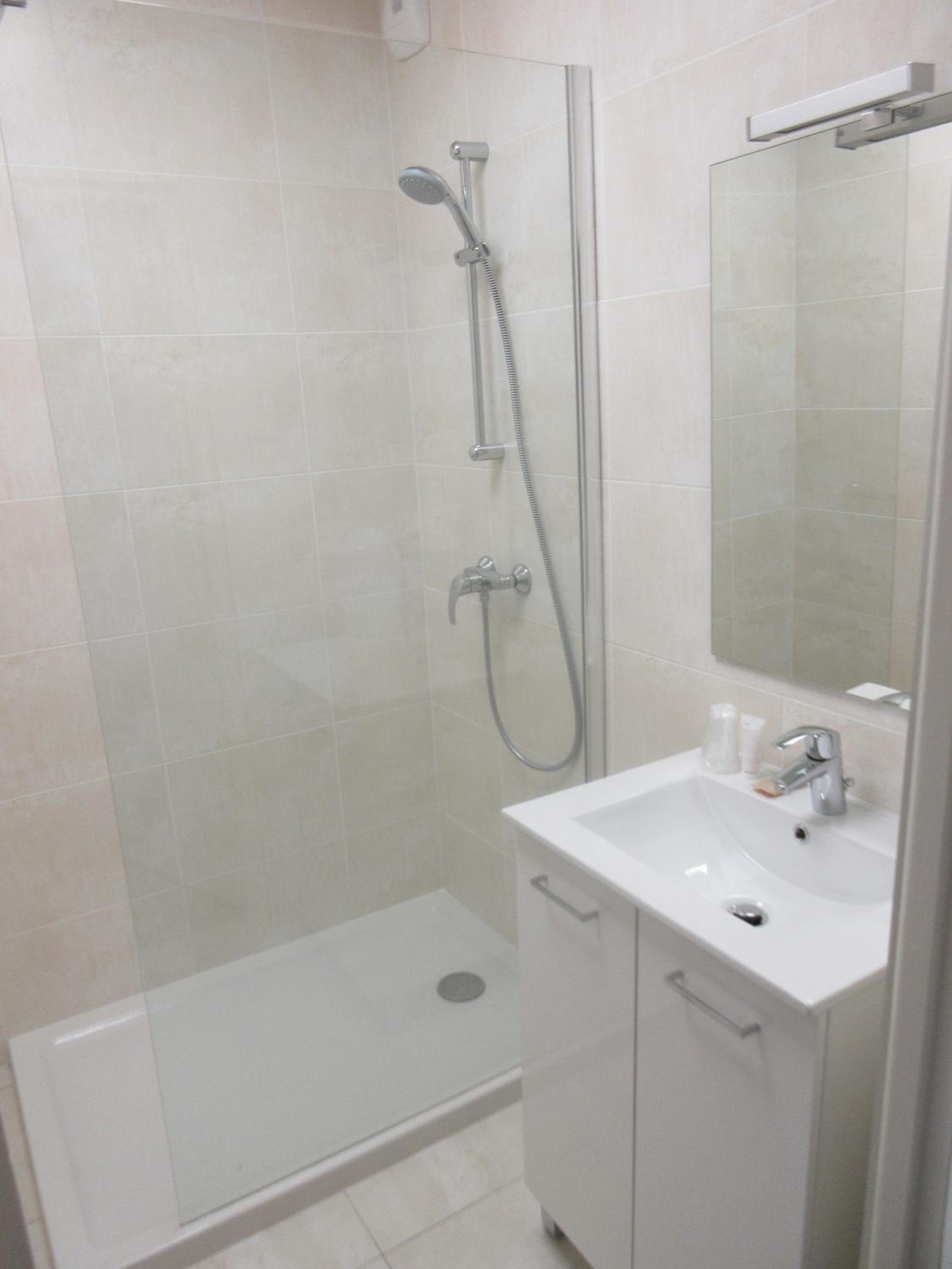 Twin Room with Terrace photo 2