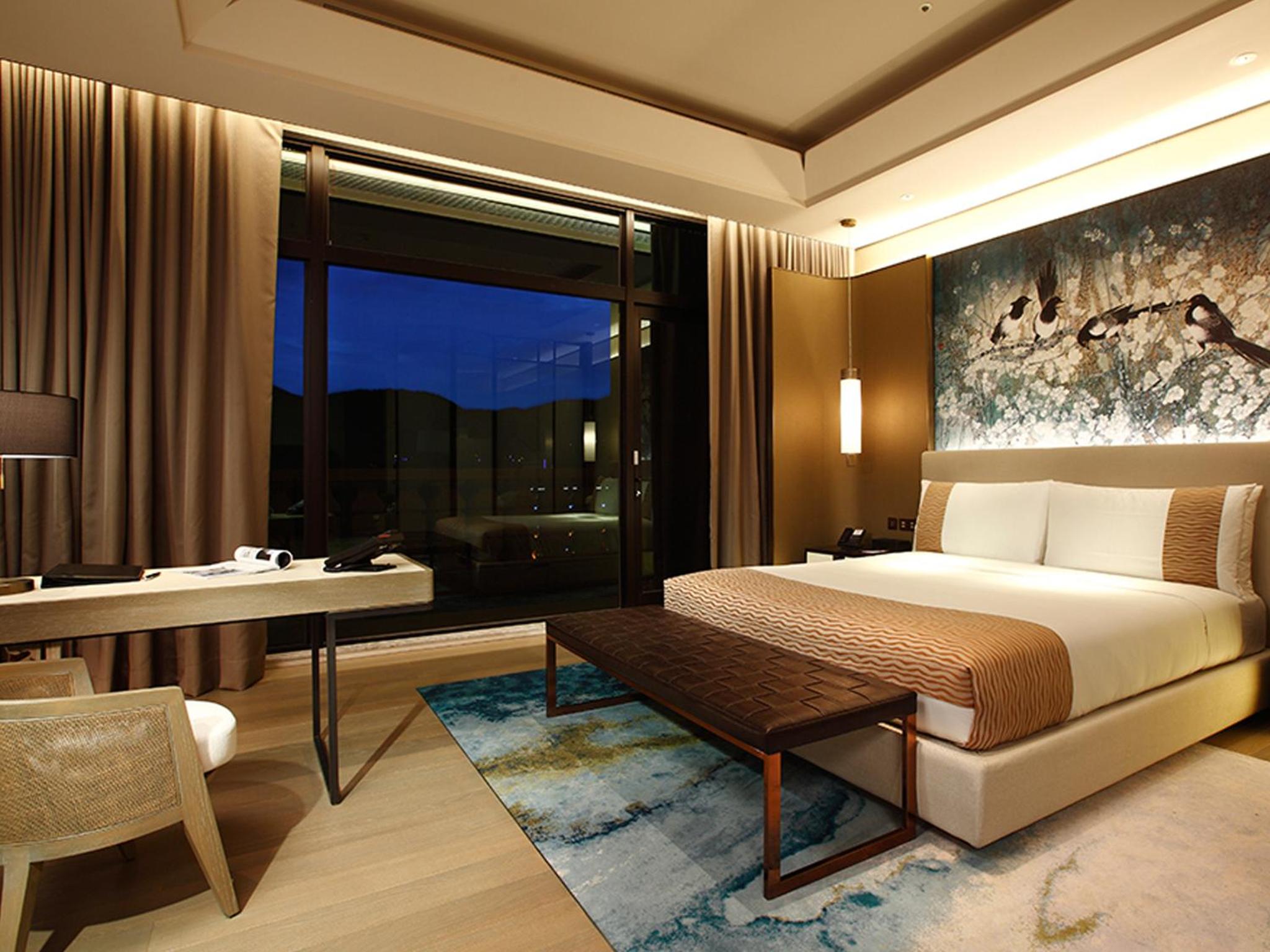Premier Suite photo 2