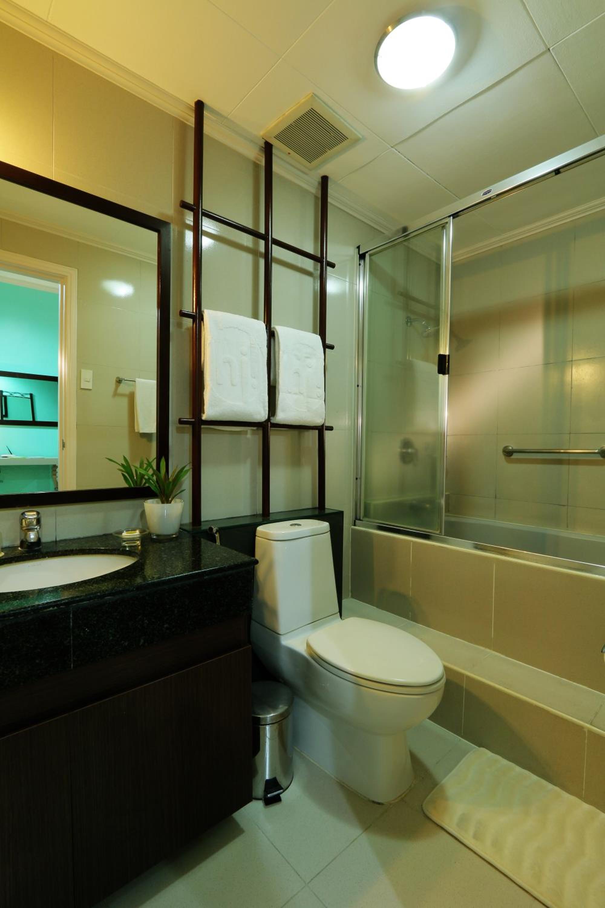 One Bedroom Executive - Photo 5