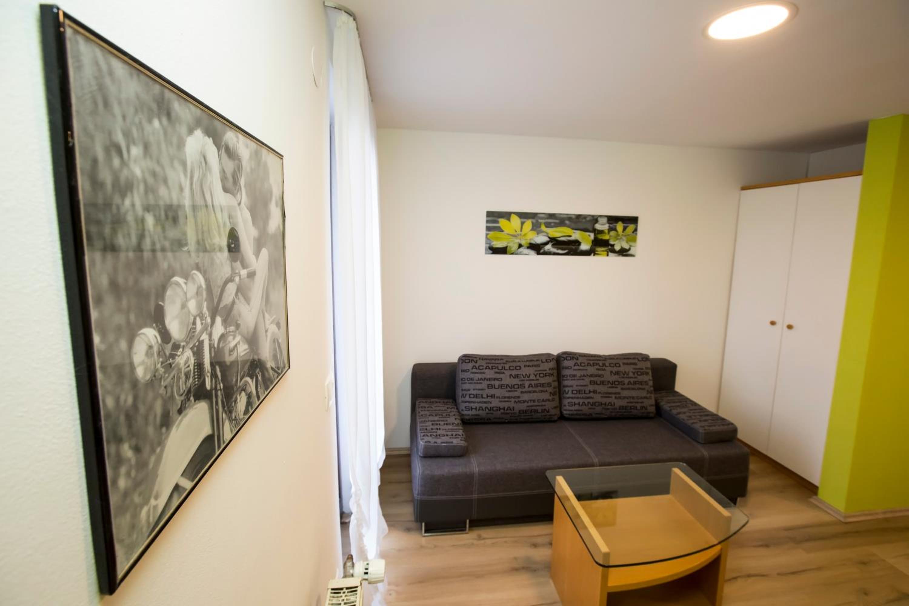 Four-Bedroom House photo 1